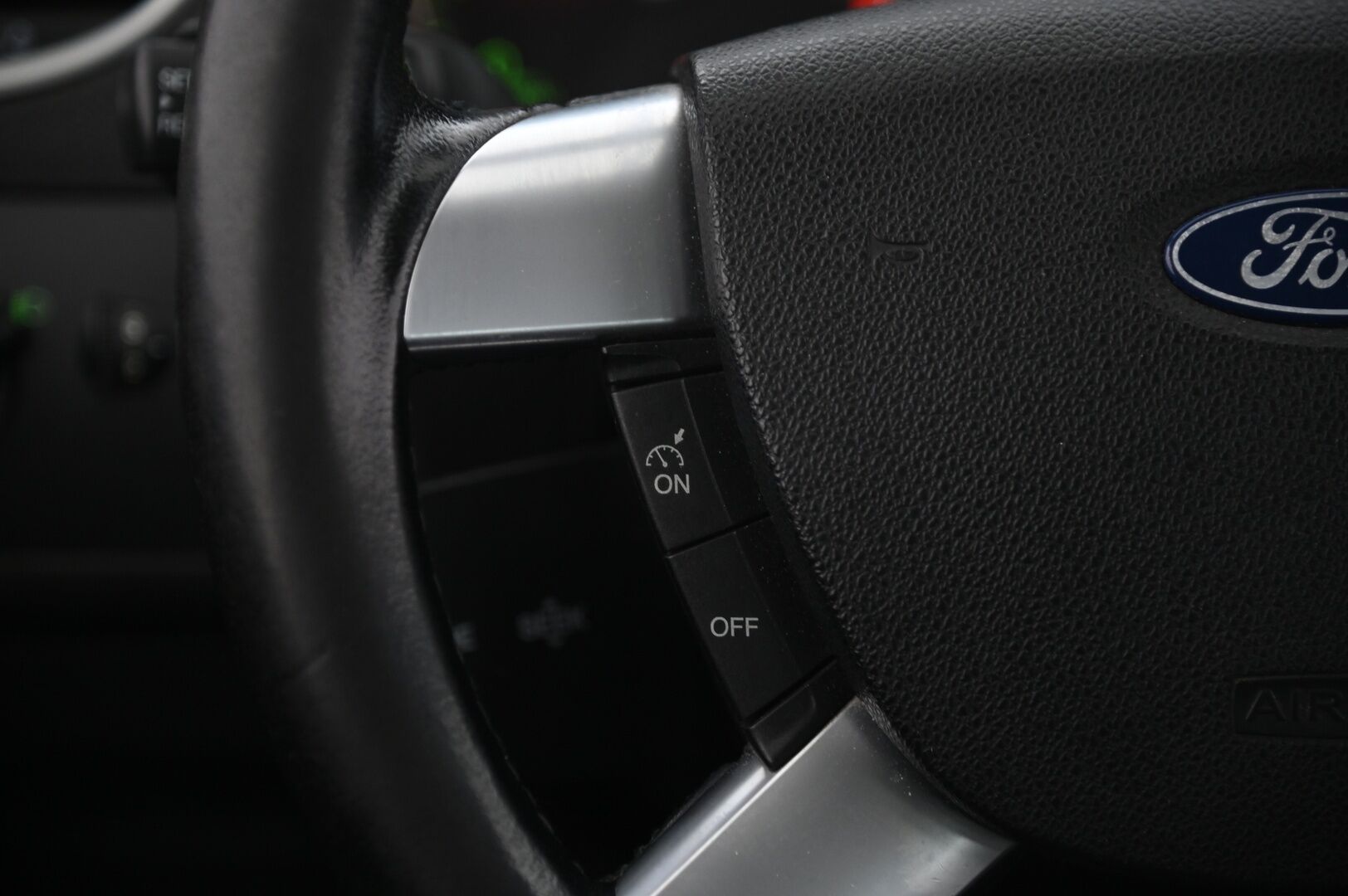 Ford Focus 2006 *Myydään Huutokaupat.com*