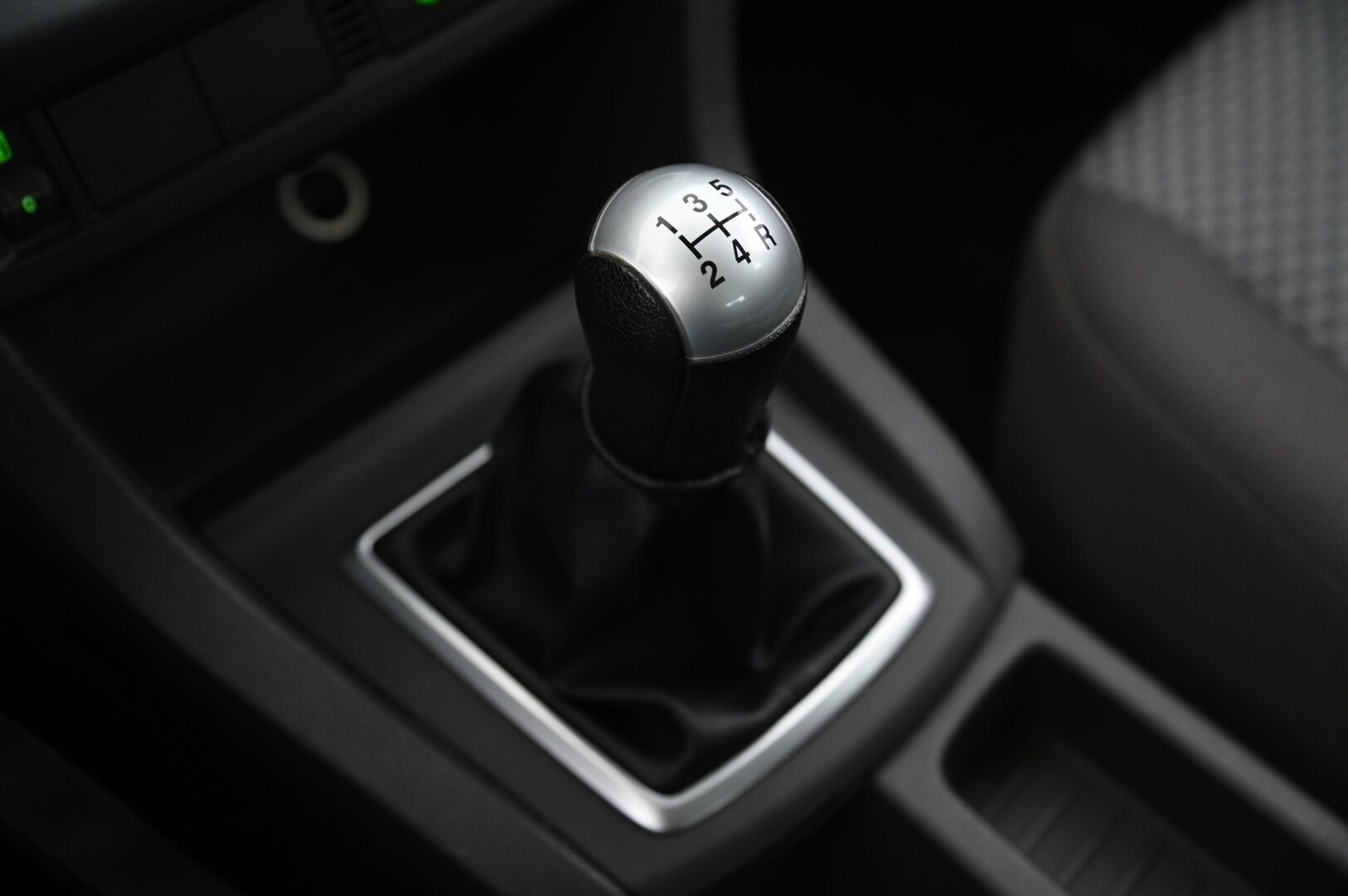 Ford Focus 2006 *Myydään Huutokaupat.com*