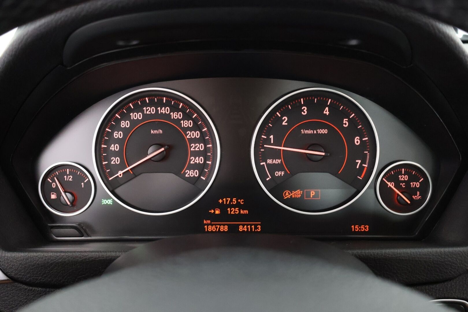 BMW 320 2015 F30 Sedan 320i TwinPower Turbo A xSport Edition - SportLine | Suomi-auto | Sport-penkit | Xenon | 
