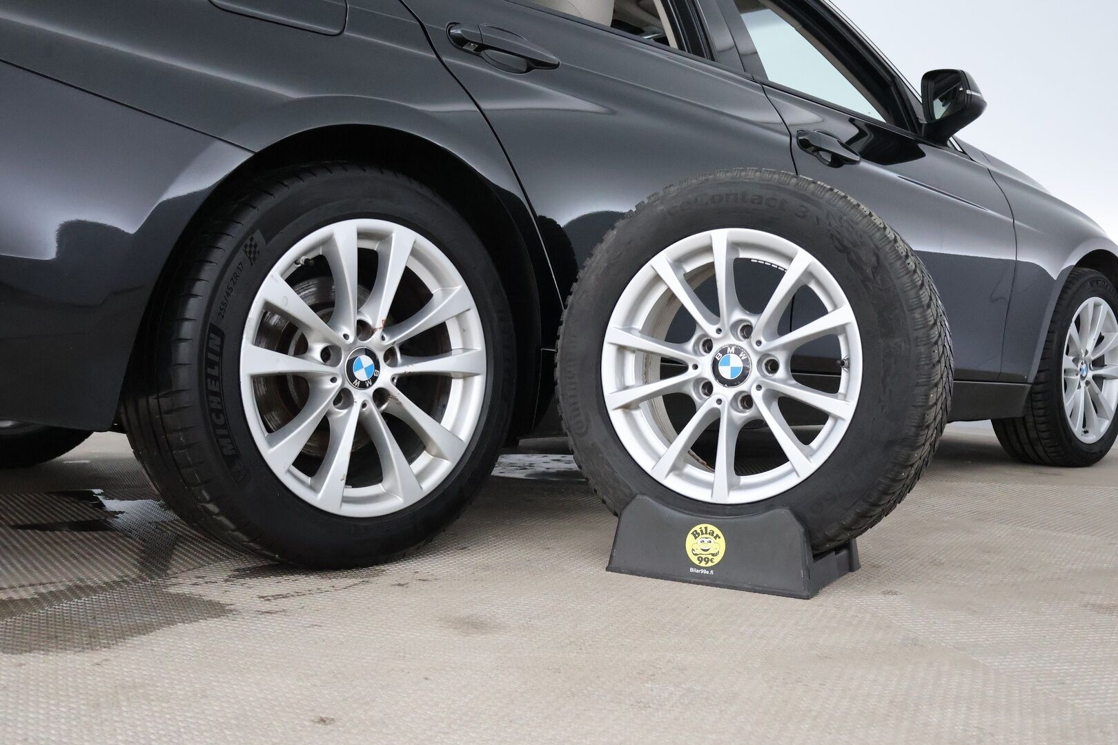 BMW 320 2015 F30 Sedan 320i TwinPower Turbo A xSport Edition - SportLine | Suomi-auto | Sport-penkit | Xenon | 