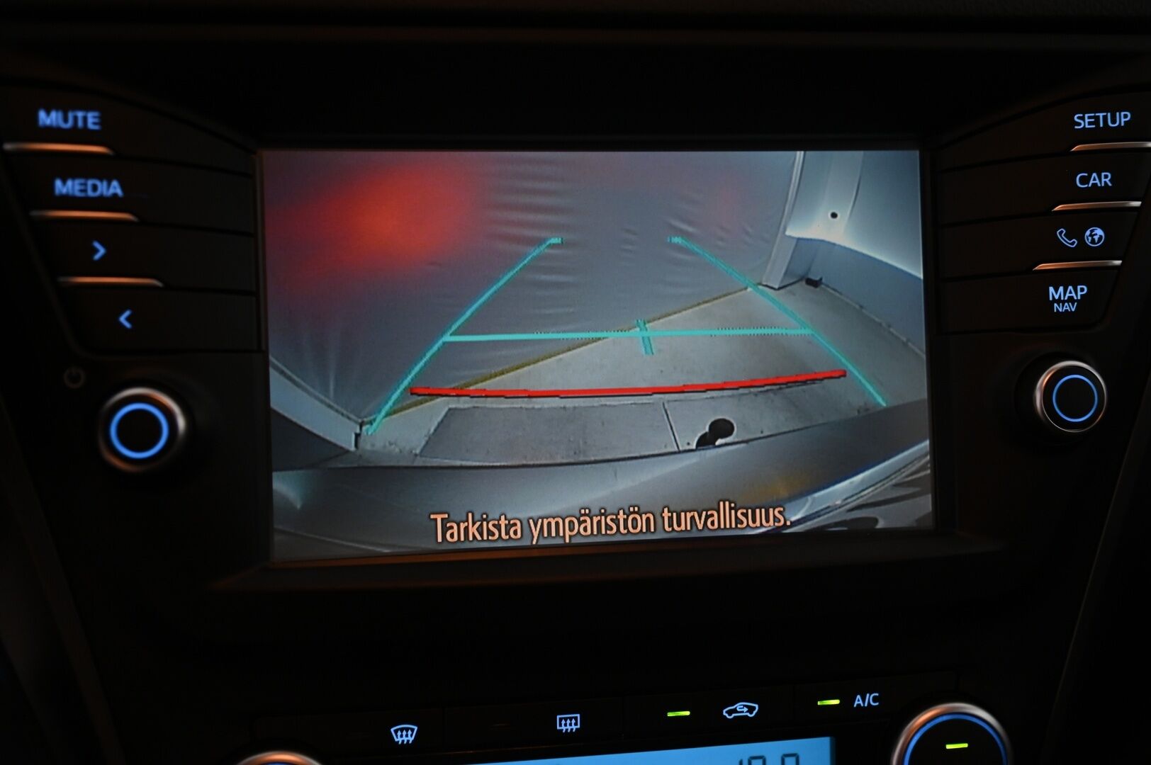 Toyota Avensis 2015 1,8 Valvematic Active Sedan Multidrive S *Koukku / P*Kamera / Navi / Vakkari* - *2x renkaat / Juuri saapunut*