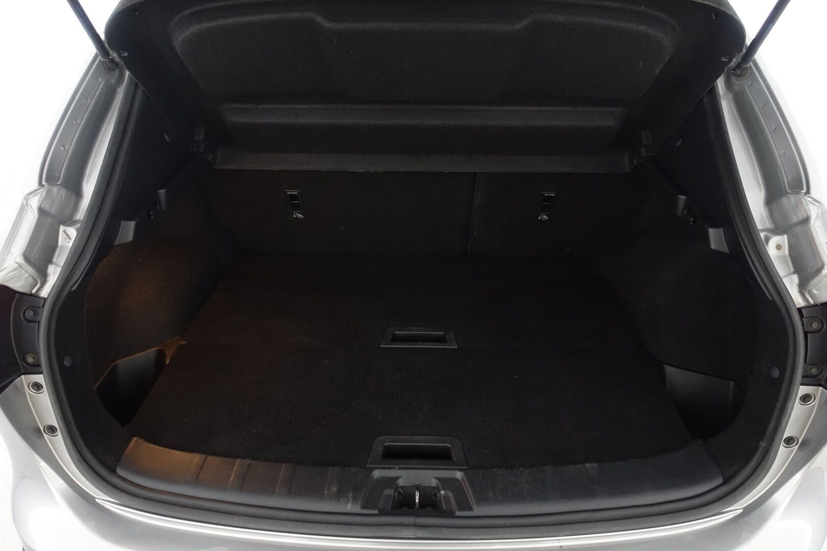 Nissan Qashqai 2015 DIG-T 115 Business 360 2WD Xtronic E6 Leather - Vakkari | 360-Peruutuskamera | Lane Assist | BLIS | Lohko+Sisälämmitin | Sähkösäätöinen kuskin penkki | 2x Renkaat aluvanteilla | 