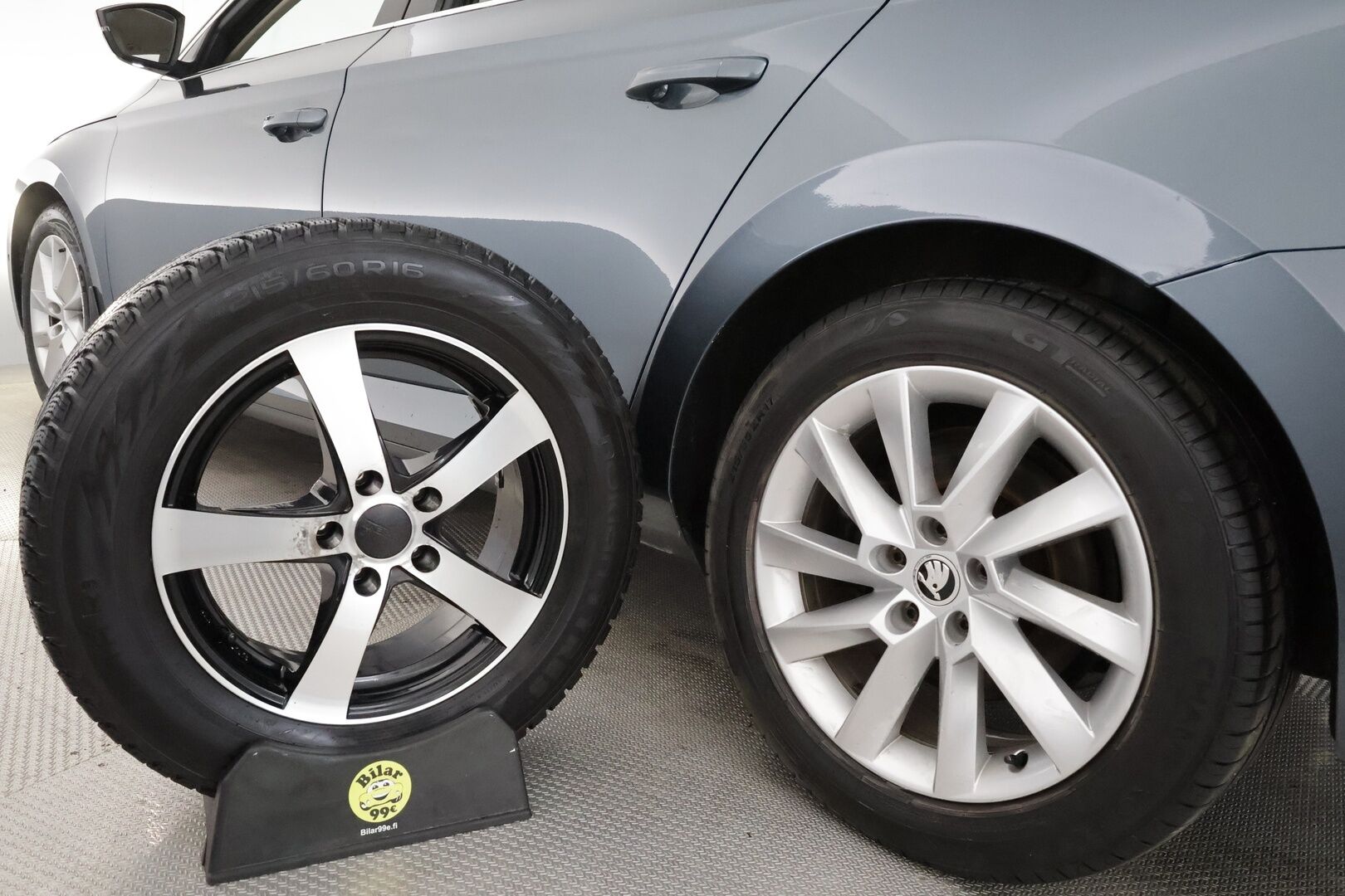 Skoda Superb 2016 Combi 2,0 TDI 190 Style DSG **Adapt. vakkari / Webasto / Xenon / Smartlink / Koukku / Muistipenkki**
