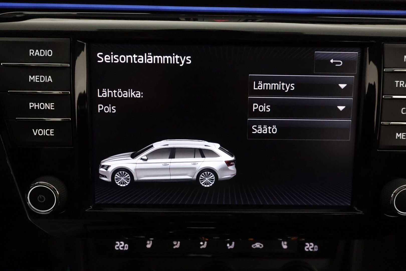 Skoda Superb 2016 Combi 2,0 TSI 280 4x4 L&K DSG Autom. **Panorama / Webasto / Koukku / Canton / Adapt. vakkari / Muistipenkki / P.kamera** - Suomi-auto / Apple&Android / Navi / Kaistavahti / Sähköluukku