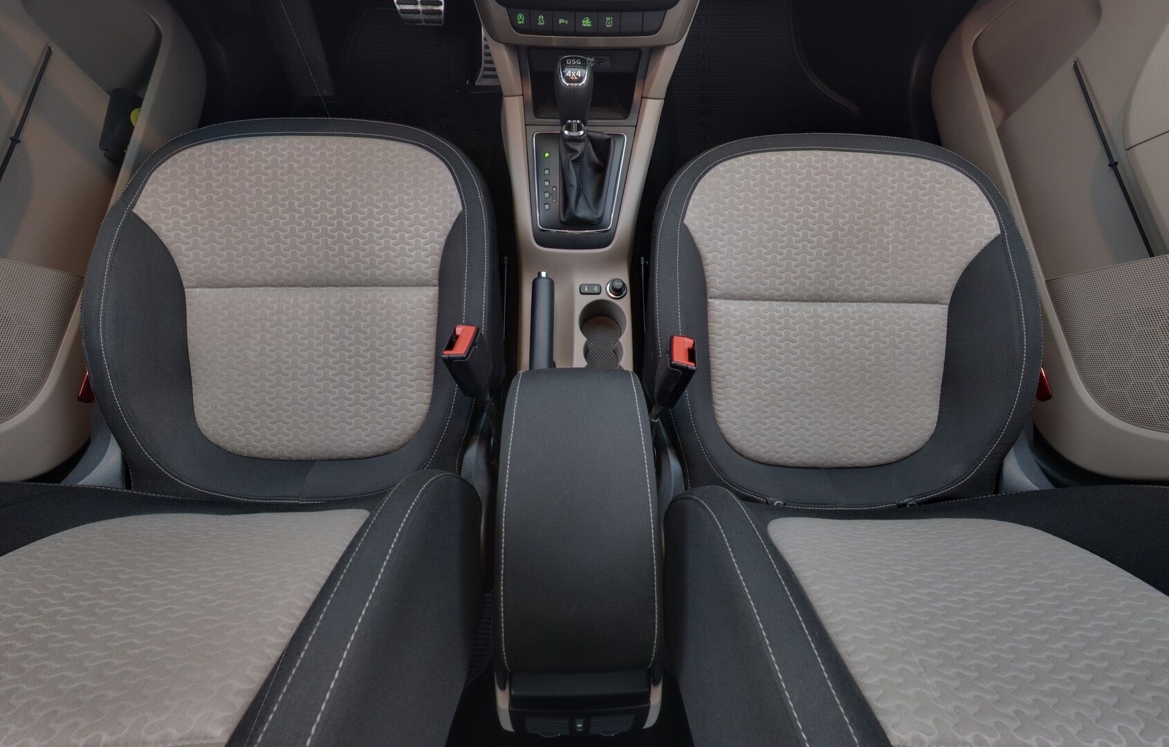 Skoda Yeti 2016 1,4 TSI 150 4x4 Style DSG Autom. *Neliveto / Vakionopeudensäädin / P-kamera / Tutkat / Carplay*
