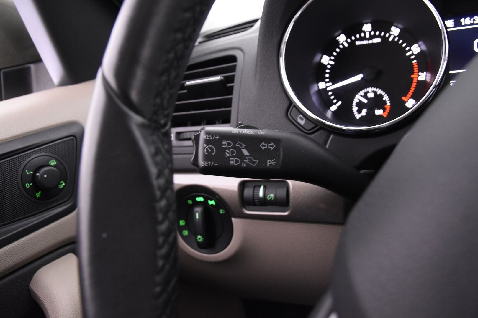 Skoda Yeti 2016 1,4 TSI 150 4x4 Style DSG Autom. *Neliveto / Vakionopeudensäädin / P-kamera / Tutkat / Carplay*