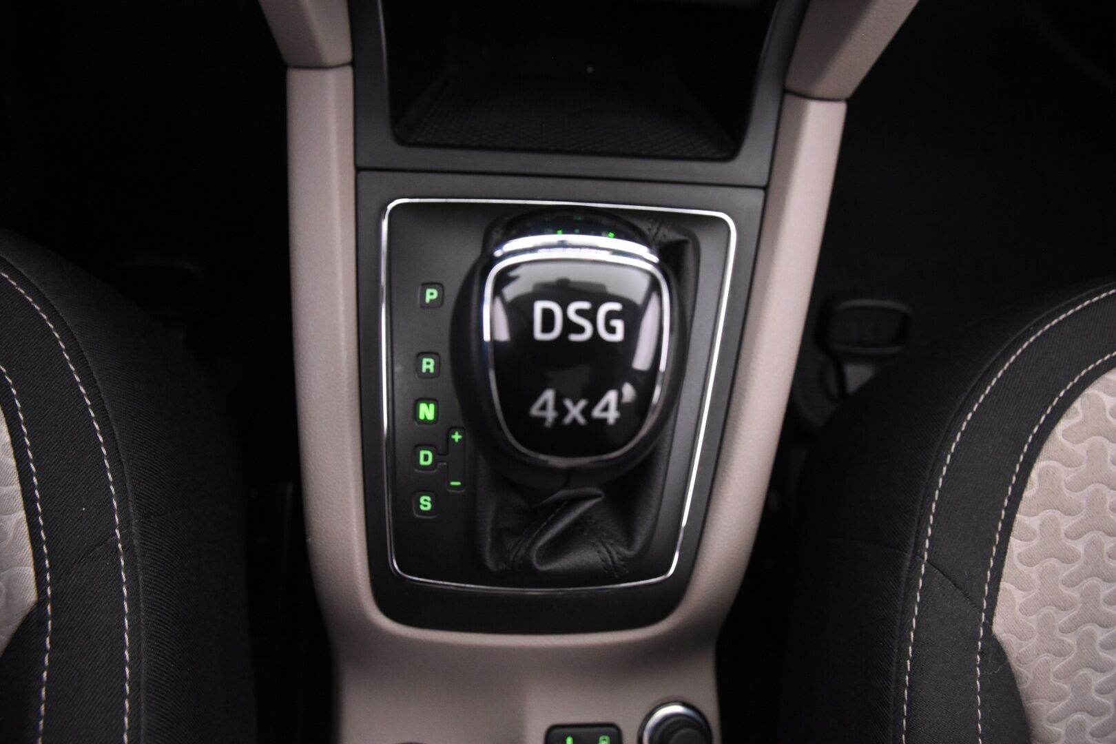 Skoda Yeti 2016 1,4 TSI 150 4x4 Style DSG Autom. *Neliveto / Vakionopeudensäädin / P-kamera / Tutkat / Carplay*