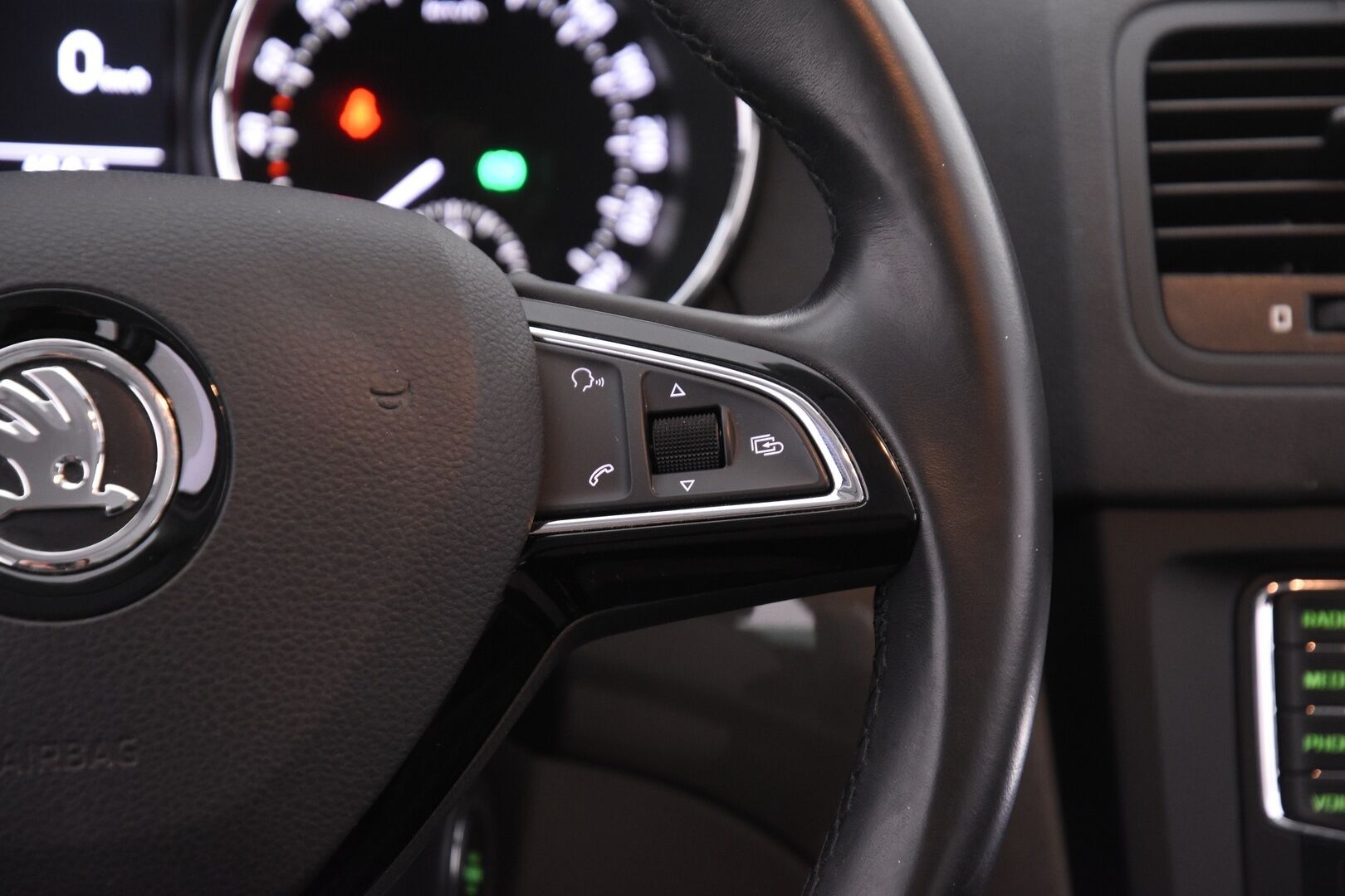Skoda Yeti 2016 1,4 TSI 150 4x4 Style DSG Autom. *Neliveto / Vakionopeudensäädin / P-kamera / Tutkat / Carplay*