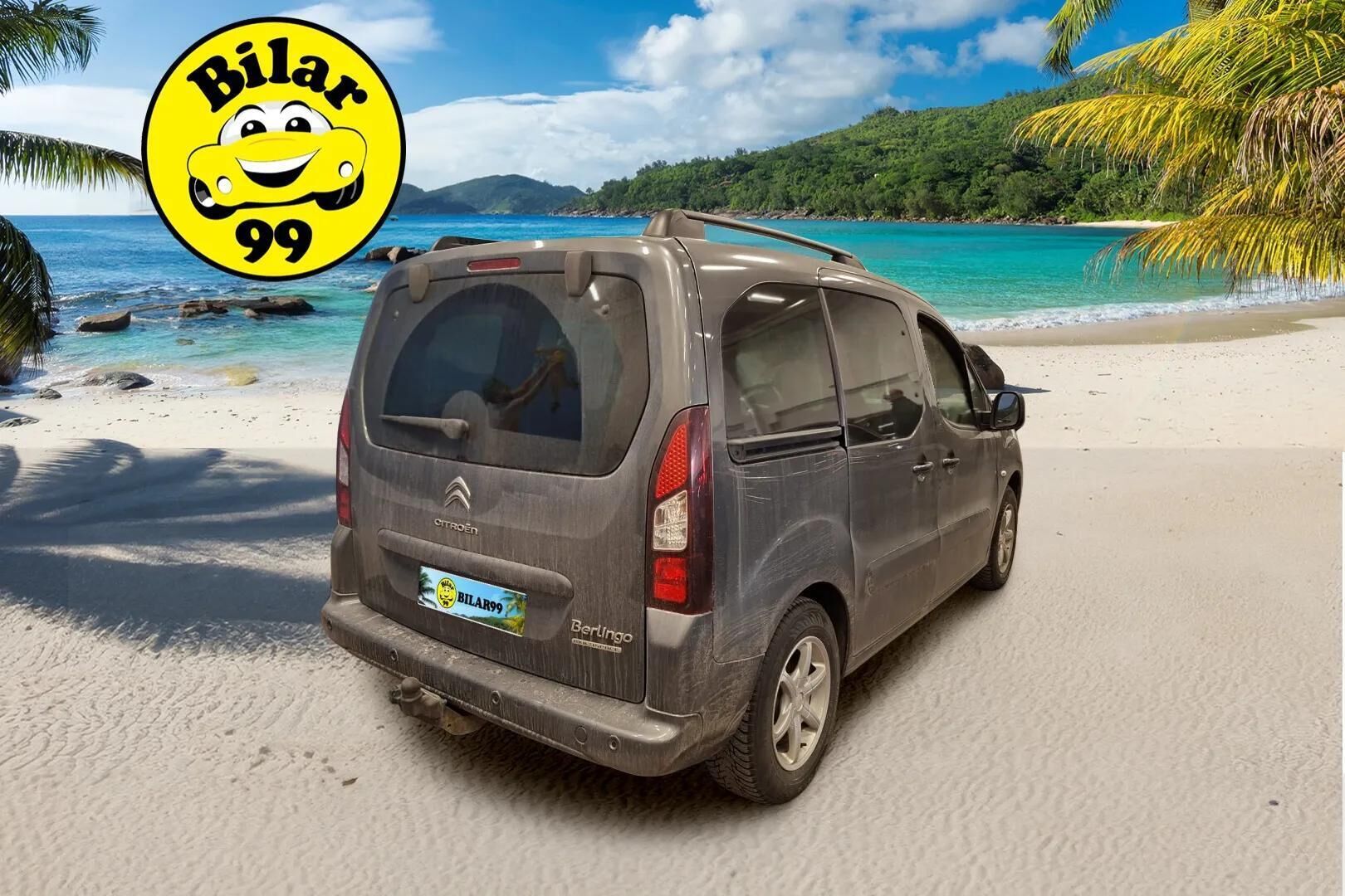 Citroen Berlingo Multispace 2016 PureTech 110 Feel * Suomi-auto / Vakkari / Lasikatto / 2x renkaat * - Suomi auto, 2x renkaat, vakkari ja lasikatto! - HULLUT AVAJAISHULINAT KORKOTARJOUS 3,29 %