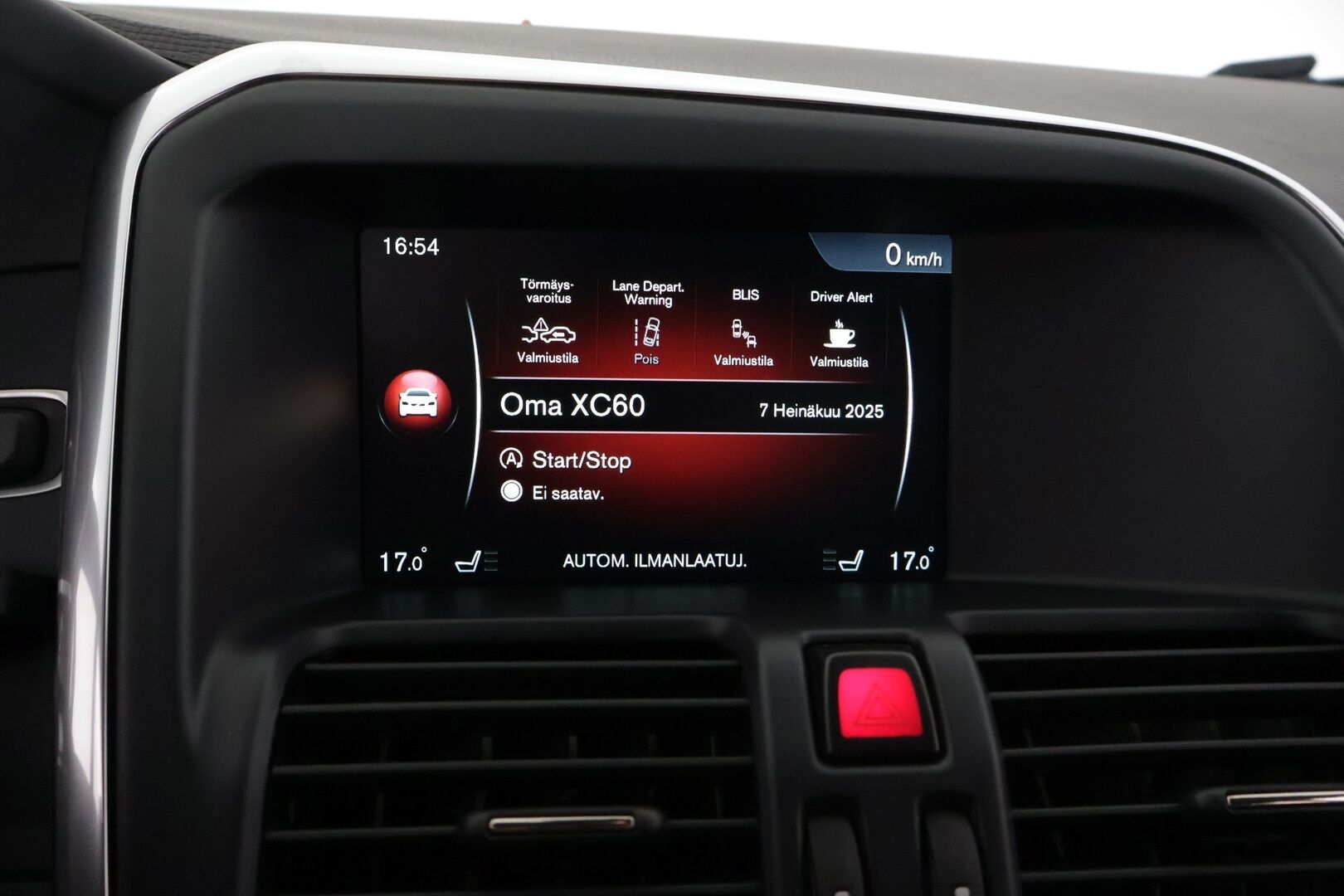 Volvo XC60 2016 D5 AWD R-Design Edition aut *Adapt. Vakkari / BLIS / Koukku / Webasto / Lämm. Tuulilasi & Ratti* - *Suomi-Auto / 2xrenkaat ja avaimet*