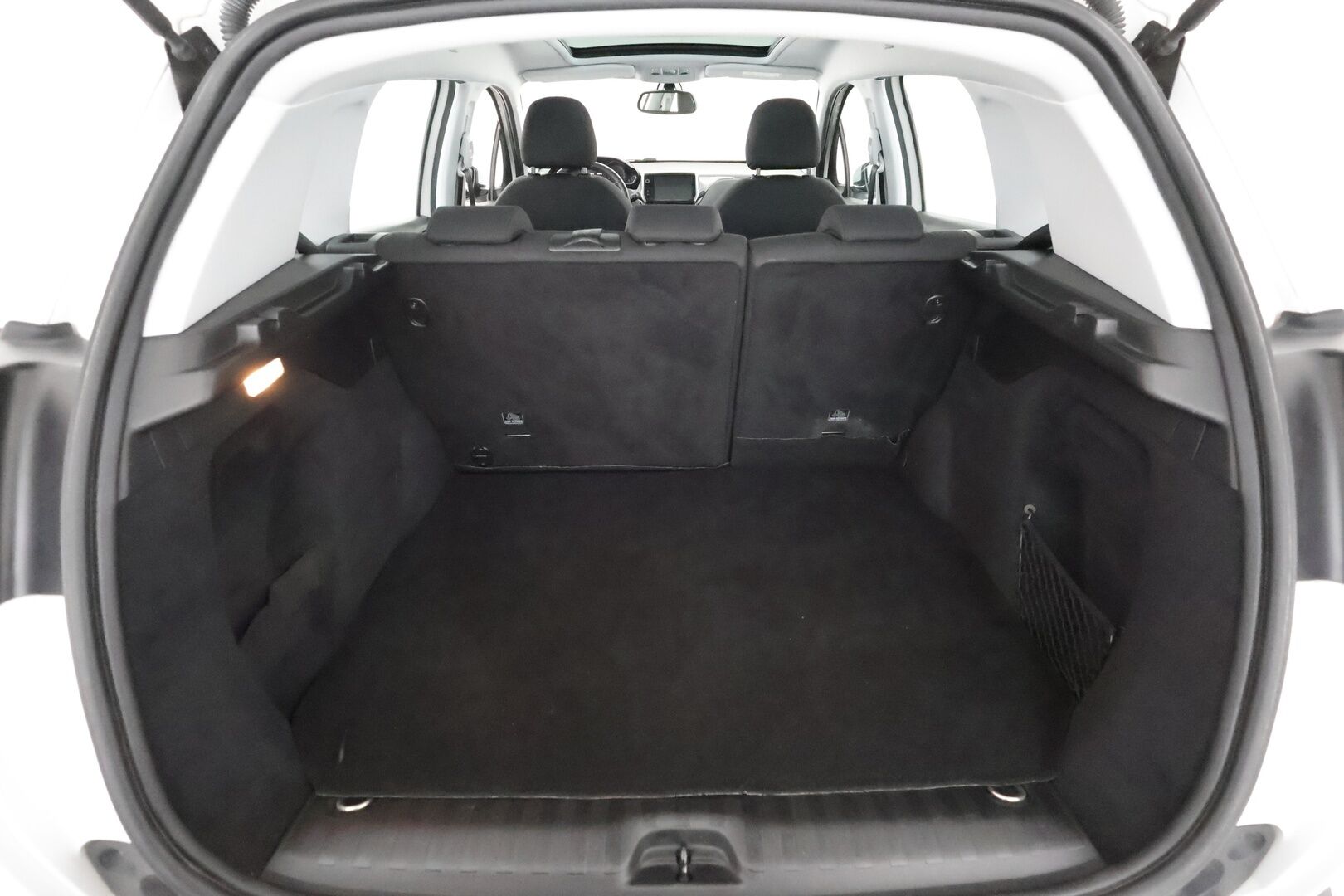 Peugeot 2008 2016 Active PureTech 110 Automaatti - 3,99 % KORKOTARJOUS TÄHÄN AUTOON - 31.5. ASTI! - Myydään Huutokaupat.com:issa