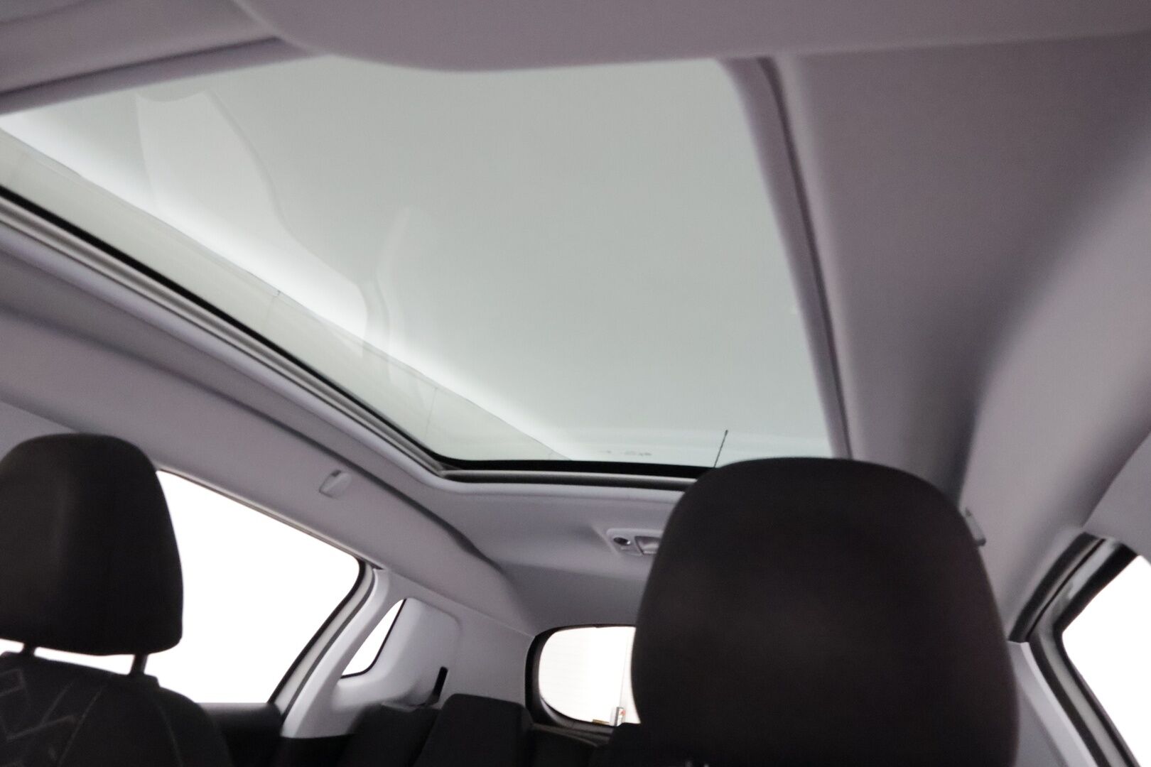 Peugeot 2008 2016 Active PureTech 110 Automaatti - 3,99 % KORKOTARJOUS TÄHÄN AUTOON - 31.5. ASTI! - Myydään Huutokaupat.com:issa