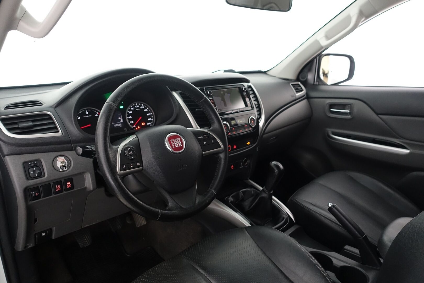 Fiat Fullback 2017 2,4 Double Cab Pack Premium 4x4 - | 2om. Suomi-auto | Nahkapenkit | Sähköpenkki | Vetokoukku | Lohkolämmitin | Peruutuskamera | Navi | 