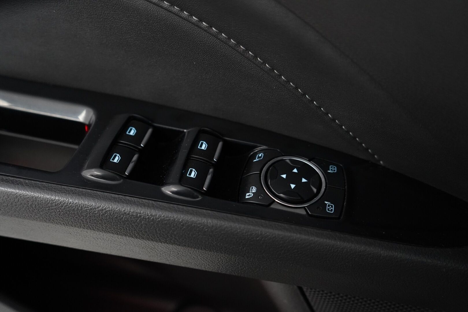 Ford Mondeo 2016 MYYDÄÄN HUUTOKAUPAT.COM