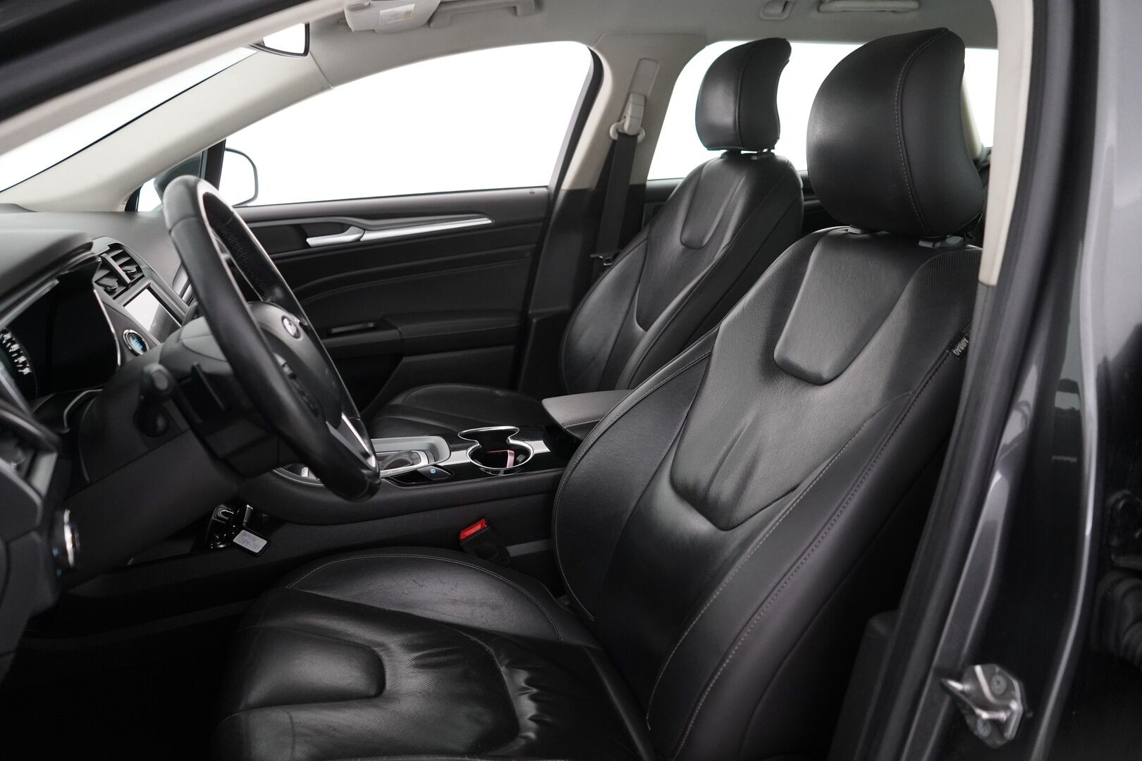 Ford Mondeo 2016 MYYDÄÄN HUUTOKAUPAT.COM