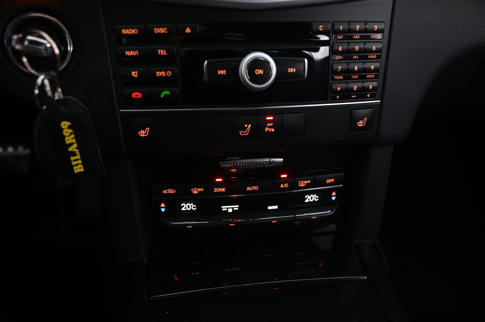 Mercedes-Benz E 2011 350 CDI Avantgarde - AMG sisä- ja ulkopaketti | Ortopedit muistilla | Tutkat | ILS | Lohko - KORKO VAIN 3,99 %