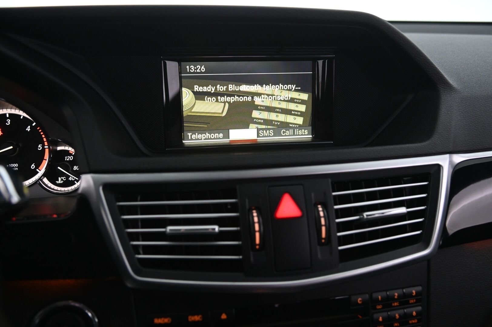 Mercedes-Benz E 2011 350 CDI Avantgarde - AMG sisä- ja ulkopaketti | Ortopedit muistilla | Tutkat | ILS | Lohko - KORKO VAIN 3,99 %