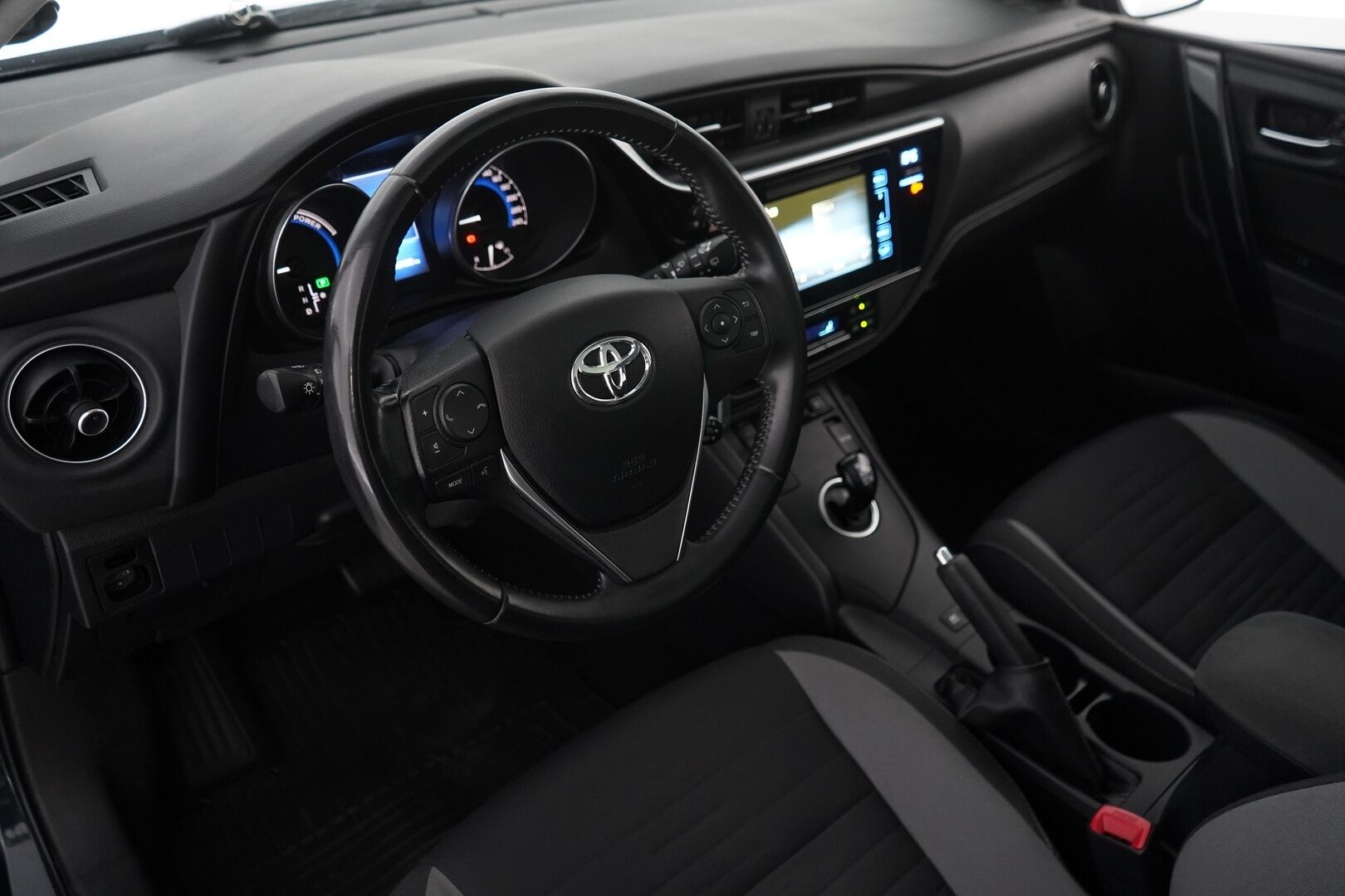 Toyota Auris 2016 Touring Sports 1,8 Hybrid Style * Lohko&Sisä / Vakkari / P.Kamera / Lasikatto / Keyless * - Suomi-auto / Juuri katsastettu / Facelift / Kahdet Toyotan vanteet