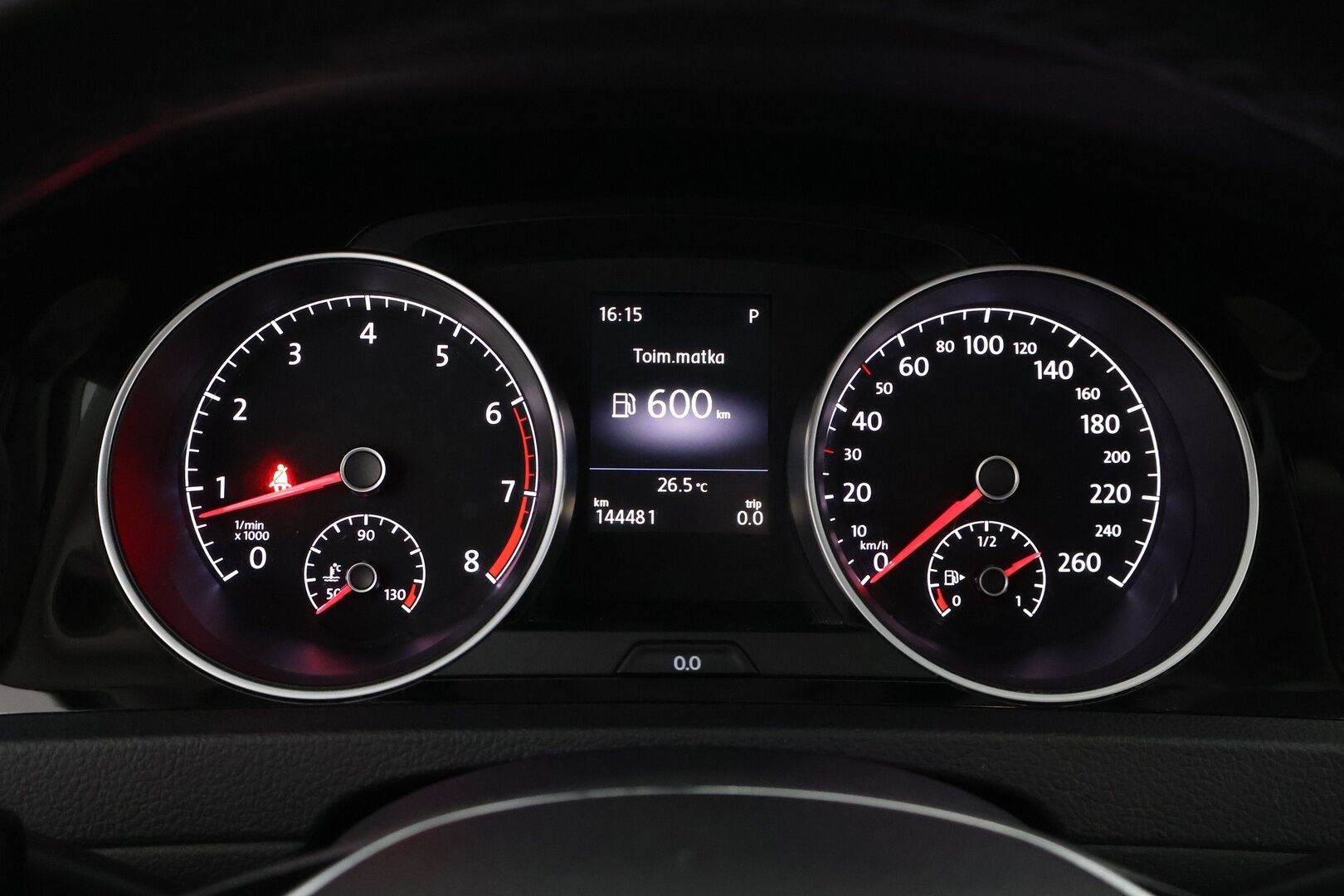 Volkswagen Golf 2016 Variant Allstar 1,2 TSI 81 kW (110 hv) DSG-automaatti - Webasto / Vetokoukku / KeylessGo / Bi-Xenon / Suomiauto / Peruutustutkat / 2x Fiksut renkaat / Juuri tullut!