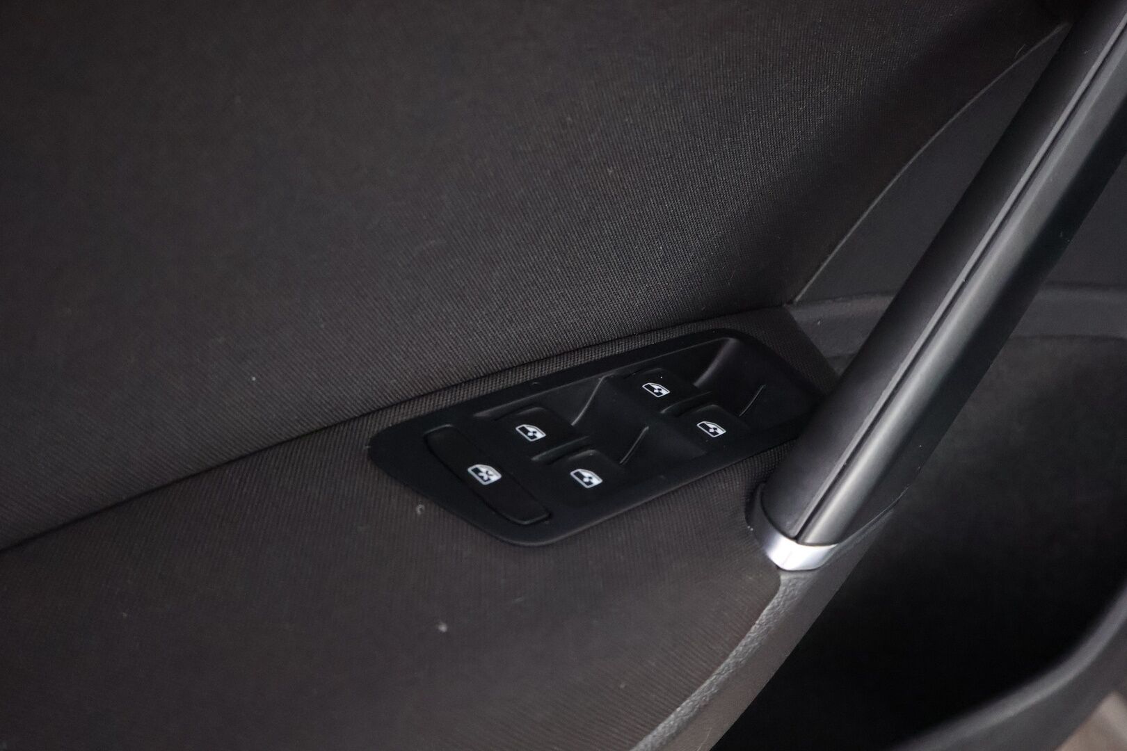 Volkswagen Golf 2016 Variant Allstar 1,2 TSI 81 kW (110 hv) DSG-automaatti - Webasto / Vetokoukku / KeylessGo / Bi-Xenon / Suomiauto / Peruutustutkat / 2x Fiksut renkaat / Juuri tullut!