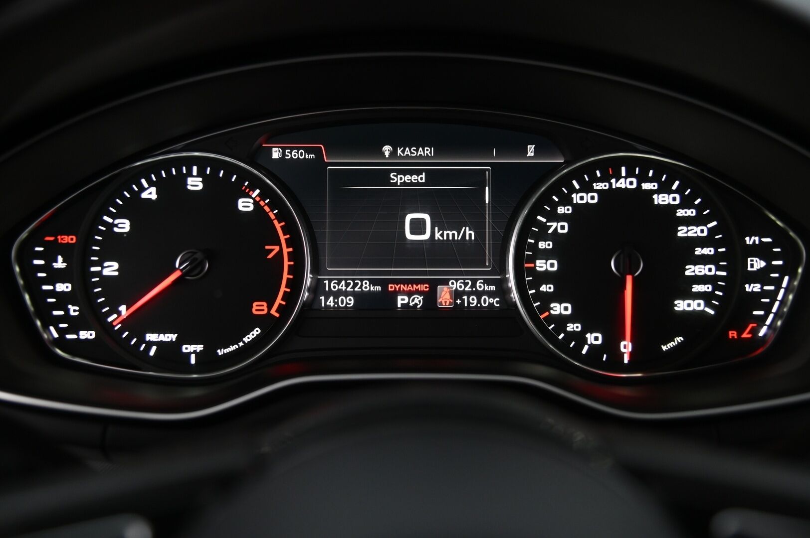 Audi A4 2016 1.4 TFSI Avant Business Sport S-tronic *Koukku / Lohko / Tutkat / Sport-penkit * - *Jakopää juuri tehty / 2x renkaat ja alumiinivanteet / Juuri katsastettu*