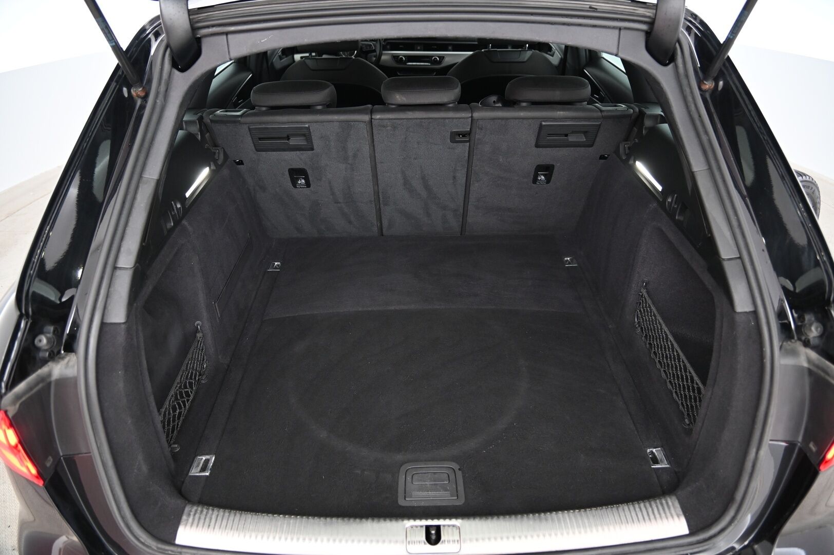 Audi A4 2016 1.4 TFSI Avant Business Sport S-tronic *Koukku / Lohko / Tutkat / Sport-penkit * - *Jakopää juuri tehty / 2x renkaat ja alumiinivanteet / Juuri katsastettu*