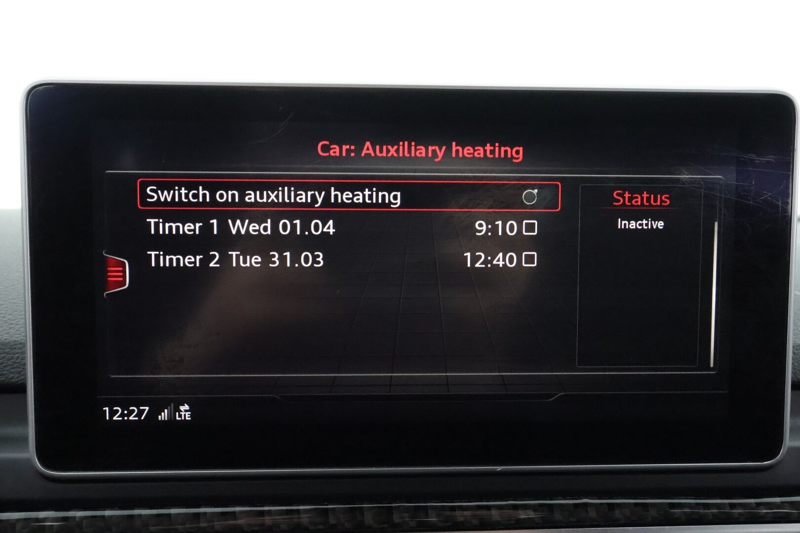 Audi A4 2017 Avant S-Line 2,0 TDI 140 kW quattro S tronic - ACC | Webasto | Digimittaristo | Sporttipenkit | LED | Navi | Kahdet renkaat aluvanteilla