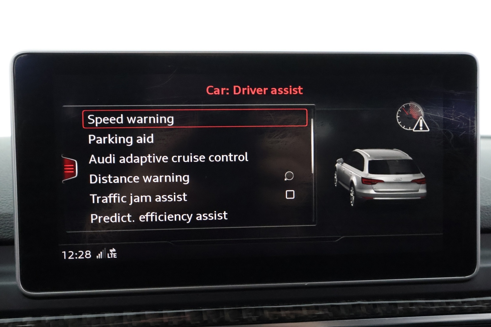 Audi A4 2017 Avant S-Line 2,0 TDI 140 kW quattro S tronic * ACC / Webasto / Digimittaristo / Sporttipenkit / LED / Navi * - Kahdet renkaat aluvanteilla - HULLUT AVAJAISHULINAT KORKOTARJOUS 3,29 %