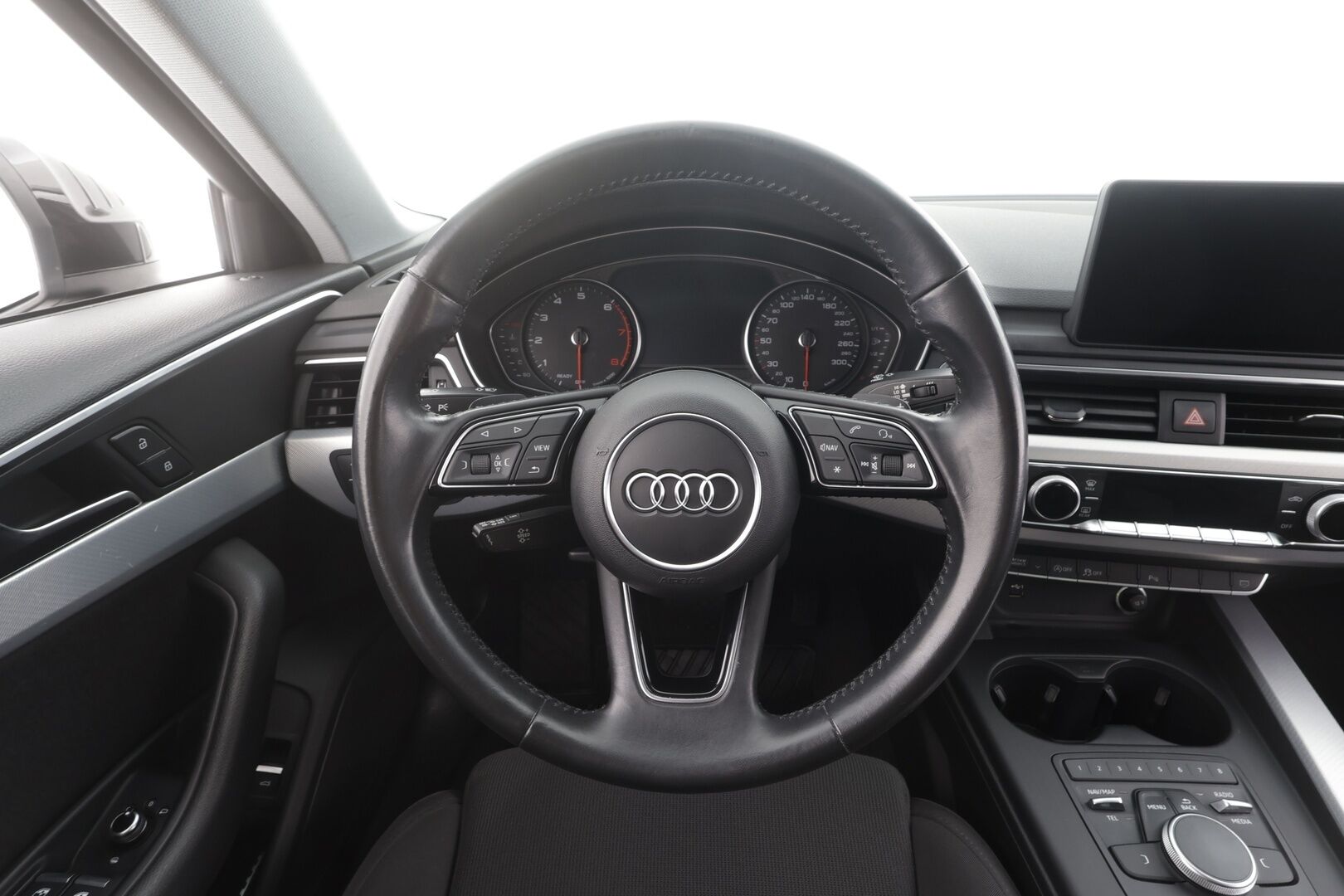 Audi A4 2018 Sedan Business Sport Comfort S line Edition 1,4 TFSI 110 kW S tronic - | Webasto | Taittuva koukku | Sporttipenkit | P.tutkat | Apple & Android | LED | Audi Sound System | Pre Sense | 2x renkaat aluin |