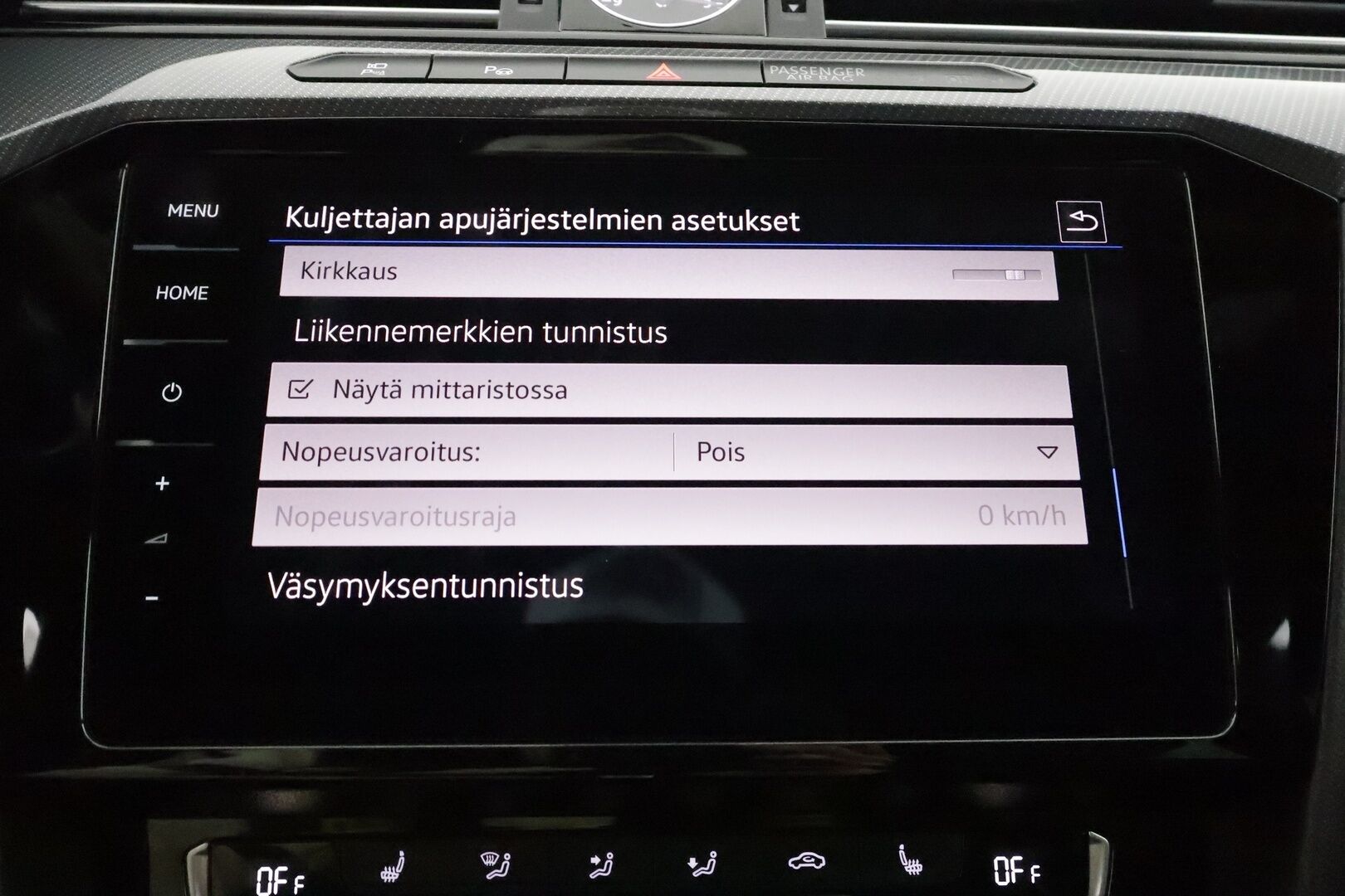 Volkswagen Arteon 2018 R-Line 2,0 TSI 280 hv 4MOTION DSG **HUD / Adapt. vakkari / Webasto / Digimittaristo / 360 Kamera / Hierova muistipenkki** - 3,99 % KORKOTARJOUS TÄHÄN AUTOON - 1-om. Suomi-auto / Merkkihuollettu / Apple&Android / Adapt. LED / Keyless / Nahkasisusta