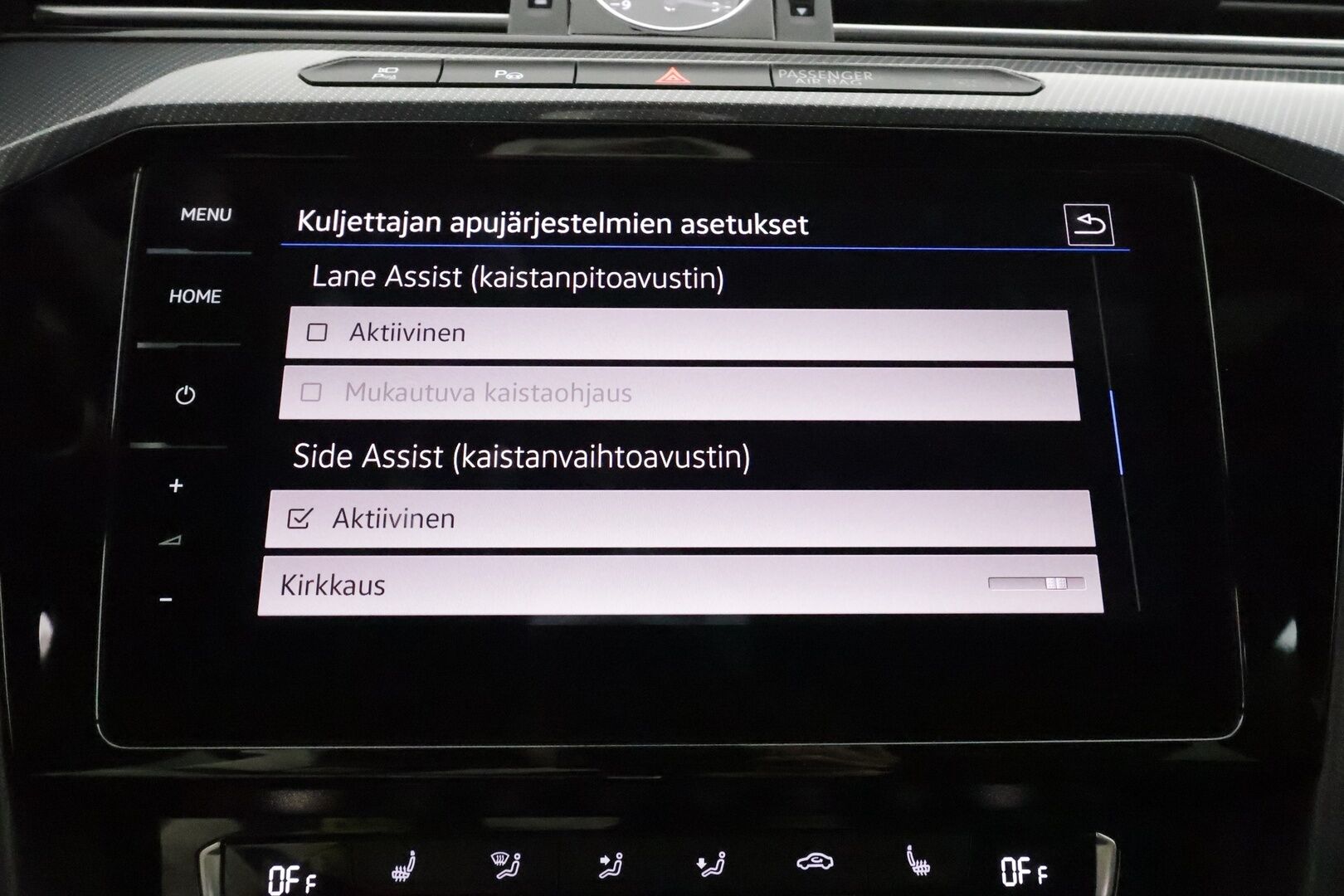 Volkswagen Arteon 2018 R-Line 2,0 TSI 280 hv 4MOTION DSG **HUD / Adapt. vakkari / Webasto / Digimittaristo / 360 Kamera / Hierova muistipenkki** - 3,99 % KORKOTARJOUS TÄHÄN AUTOON - 1-om. Suomi-auto / Merkkihuollettu / Apple&Android / Adapt. LED / Keyless / Nahkasisusta