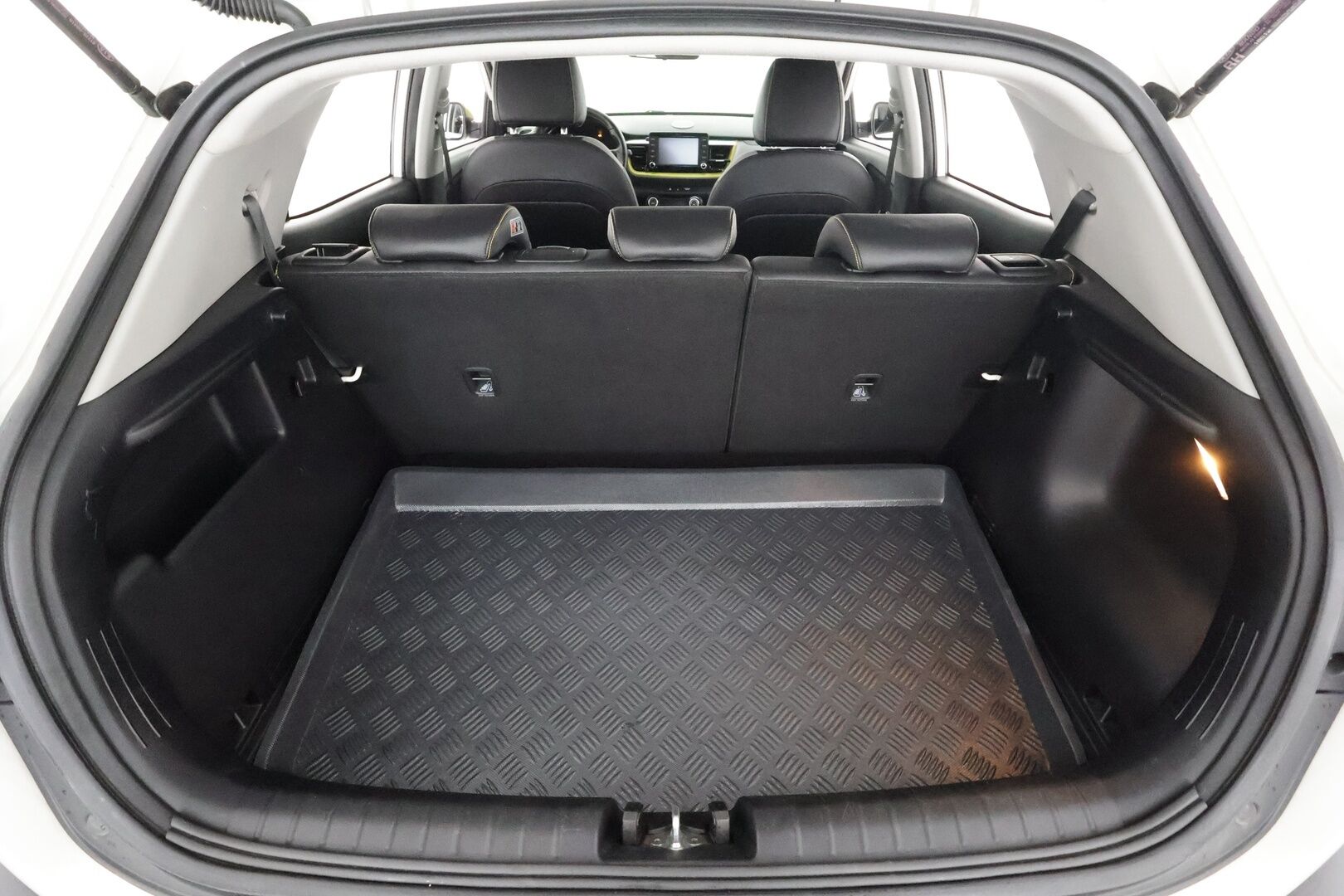 Kia Stonic 2018 1,0 T-GDI ISG 120hv EX Design EcoDynamics * Sisätilanlämmitin / Koukku / P.Kamera / LED-lisävalo / Apple&Android * - Suomi-auto / Kahdet renkaat aluvanteilla / LIMITED EDITION 