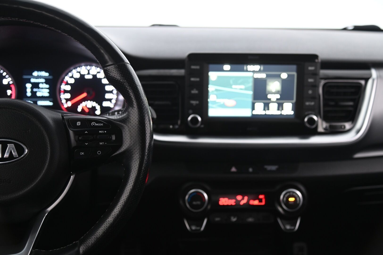 Kia Stonic 2018 1,0 T-GDI ISG 120hv TX Design EcoDynamics - Vakkari | Lohko | KeyLessGo | AppleCarPlay&AndroidAuto | P*Kamera  | Ratin lämmitin | Suomi-auto | 2x hyvät renkaat&vanteet