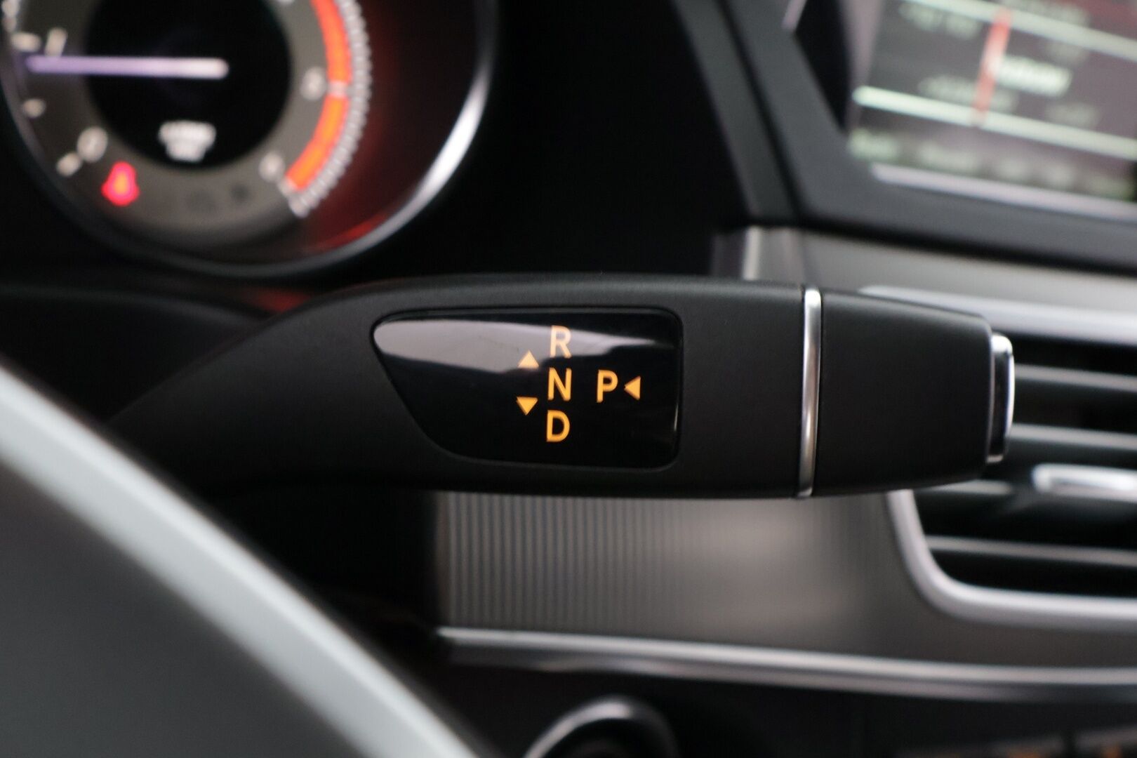 Mercedes-Benz E 2014 250 CDI BE T A * ILS / Ortopedipenkit / Navi / Vakkari *