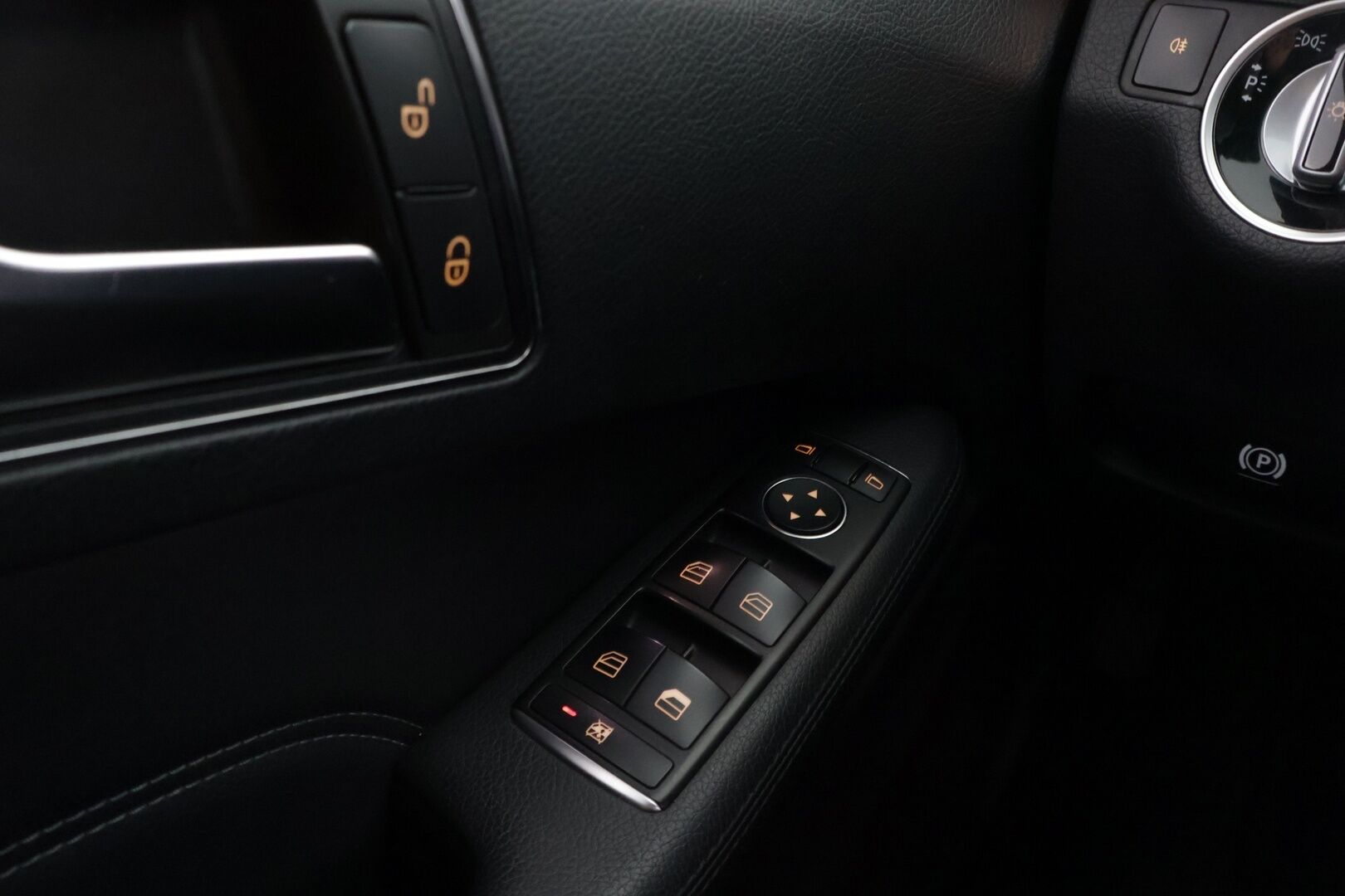 Mercedes-Benz E 2014 250 CDI BE T A * ILS / Ortopedipenkit / Navi / Vakkari *