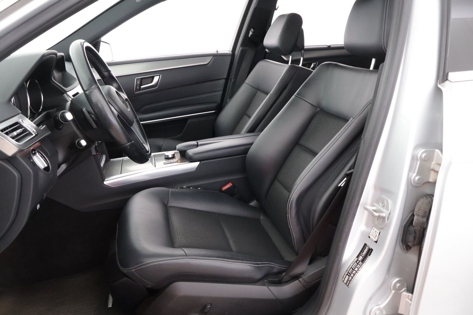 Mercedes-Benz E 2014 250 CDI BE T A * ILS / Ortopedipenkit / Navi / Vakkari *