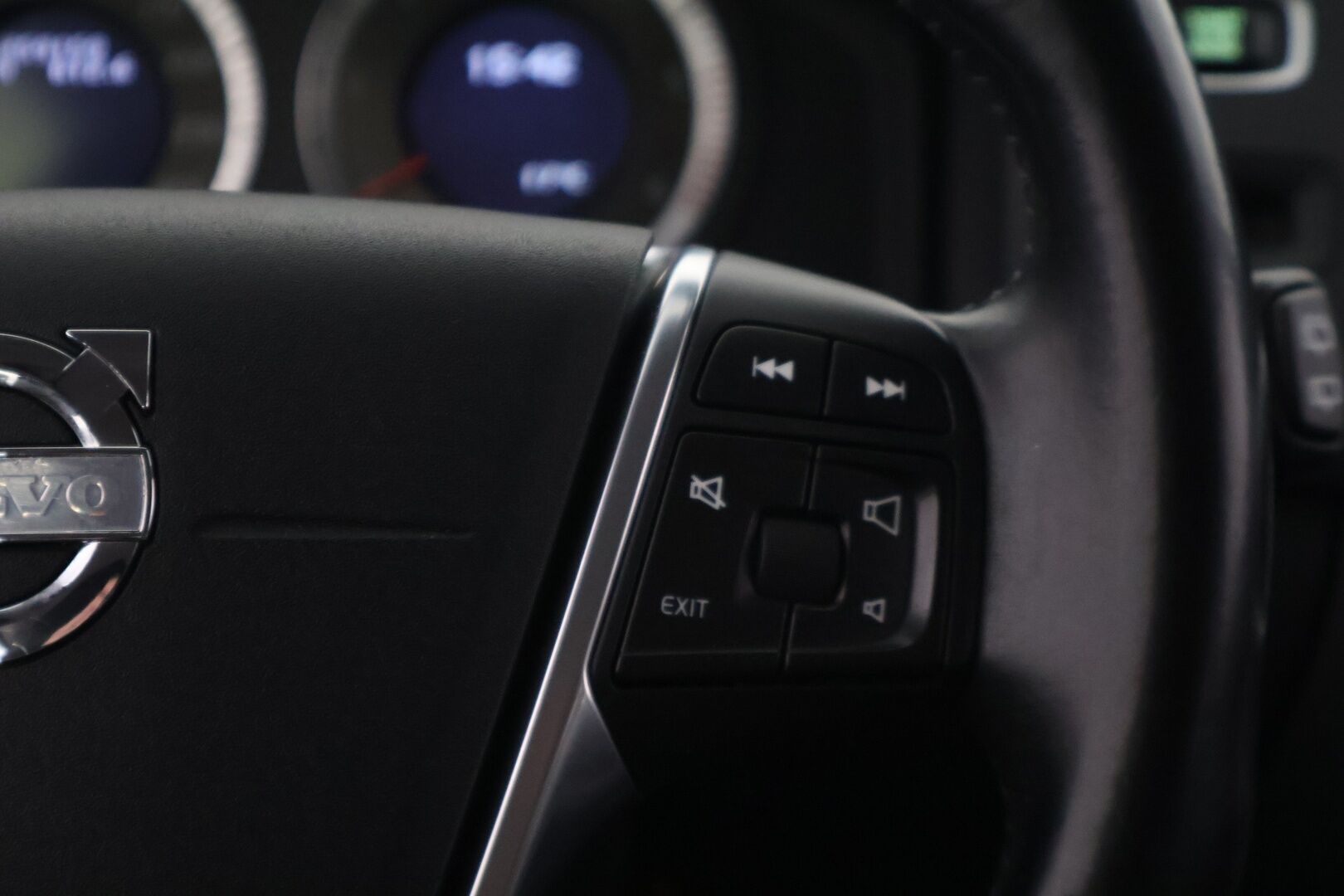 Volvo V60 2010 D3 Summum aut **YritysOutlet - Myydään vain yrityksille*