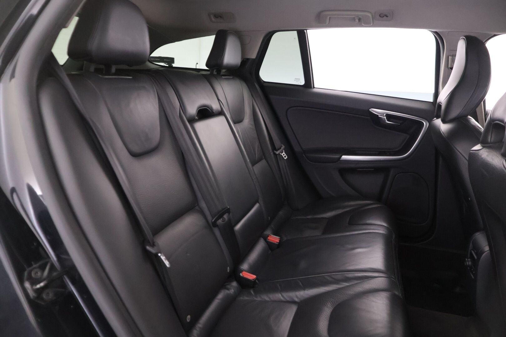 Volvo V60 2010 D3 Summum aut **YritysOutlet - Myydään vain yrityksille*