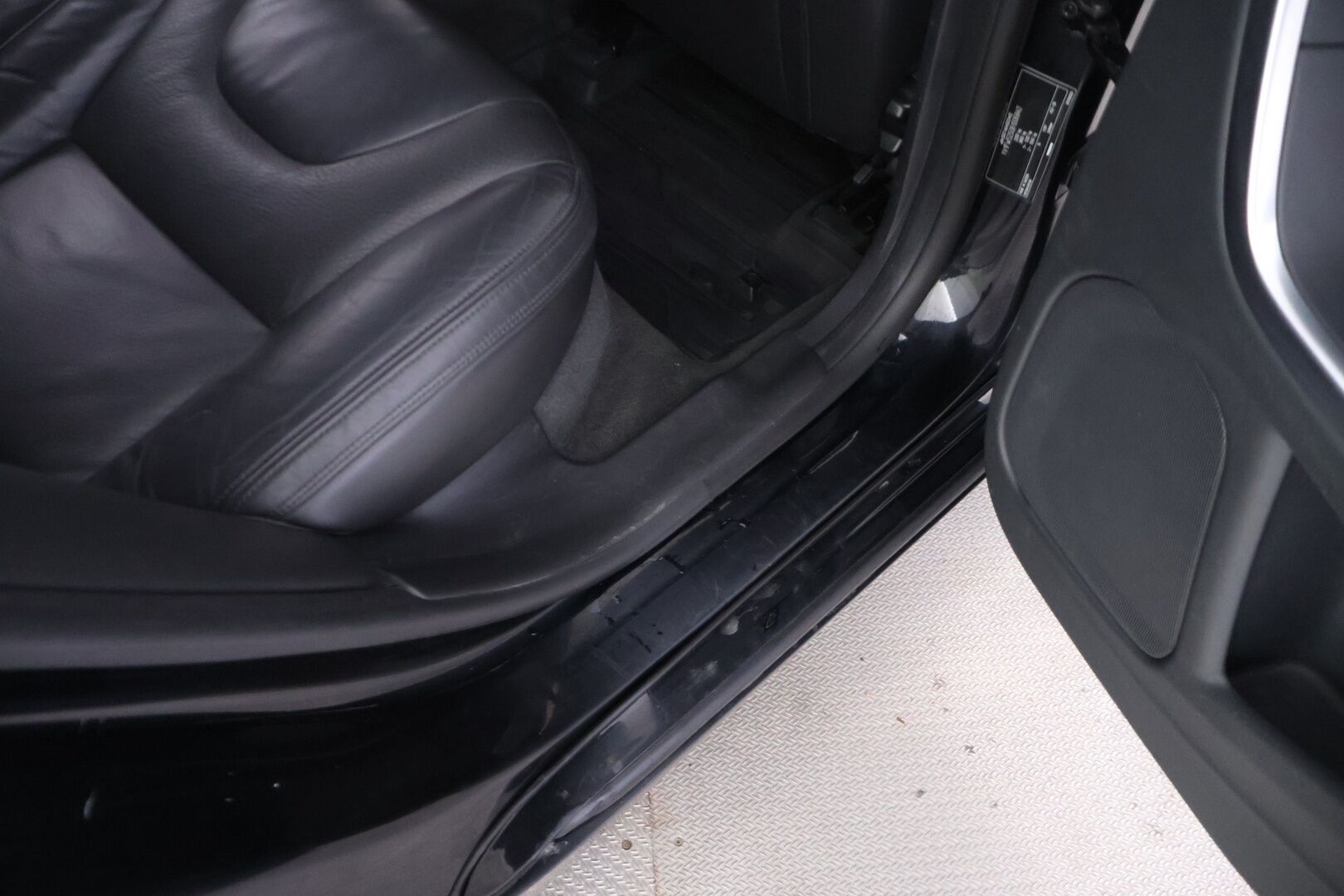 Volvo V60 2010 D3 Summum aut **YritysOutlet - Myydään vain yrityksille*