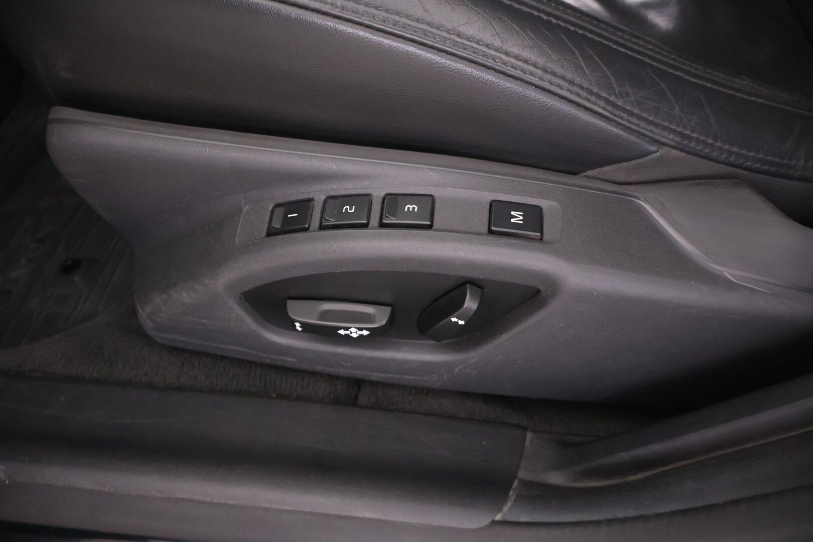 Volvo V60 2010 D3 Summum aut **YritysOutlet - Myydään vain yrityksille*