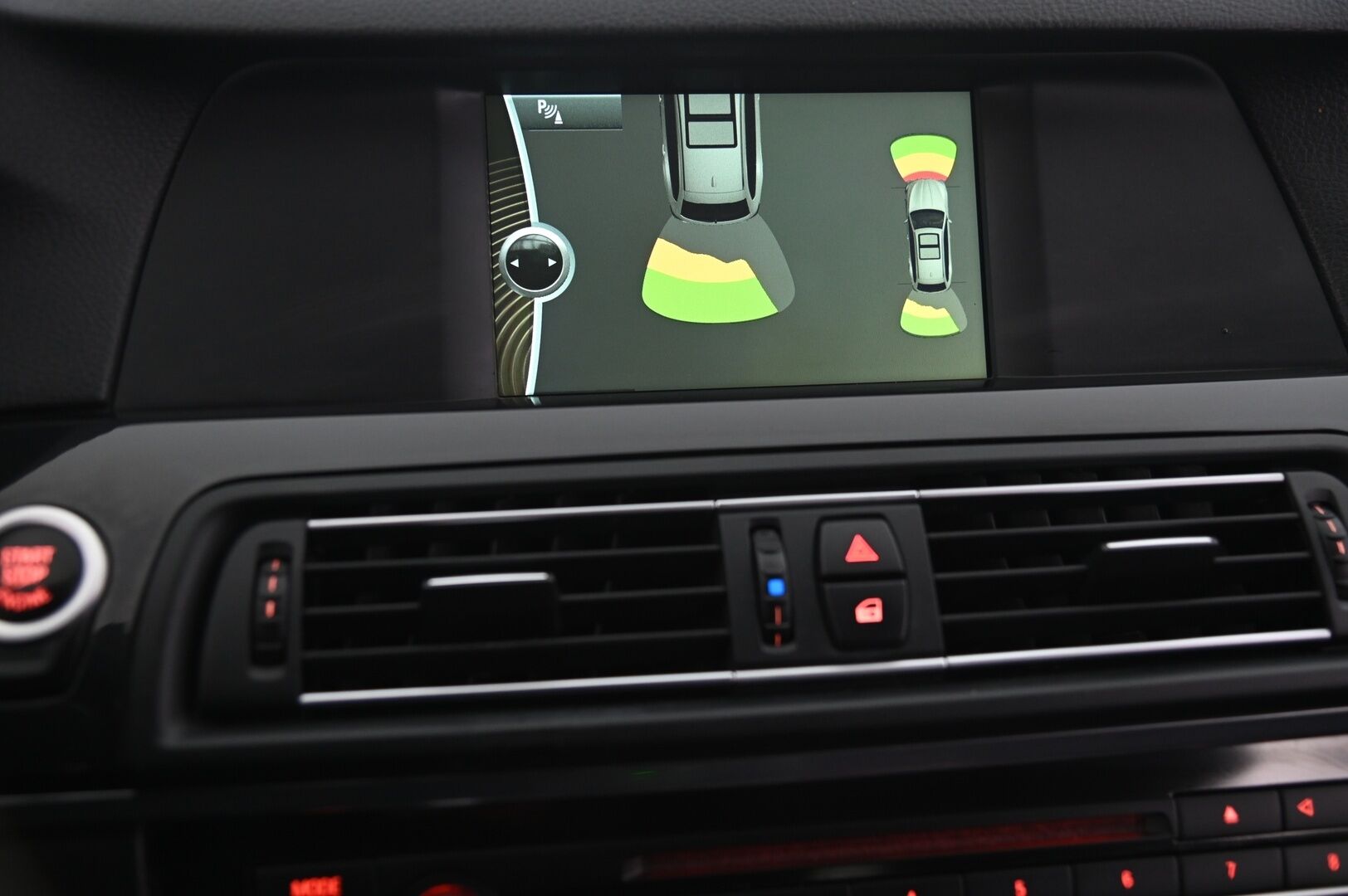 BMW 520 2011 520d Farmari  F11 Touring Business - MYYDÄÄN HUUTOKAUPAT.COM 