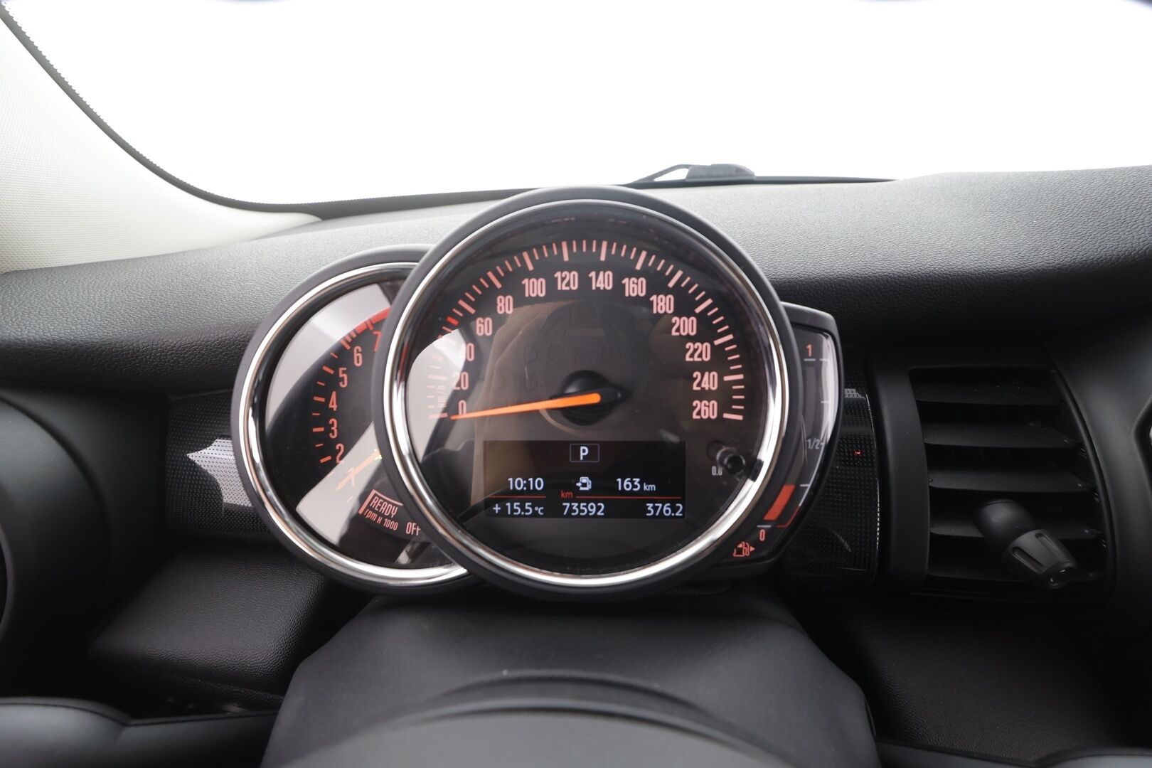 MINI Hatchback 2019 Cooper A Experience - | LED | Sporttipenkit | Puolinahat | Ambient | Comfort access | Vakkari | 2x renkaat aluin | Tutkat | 