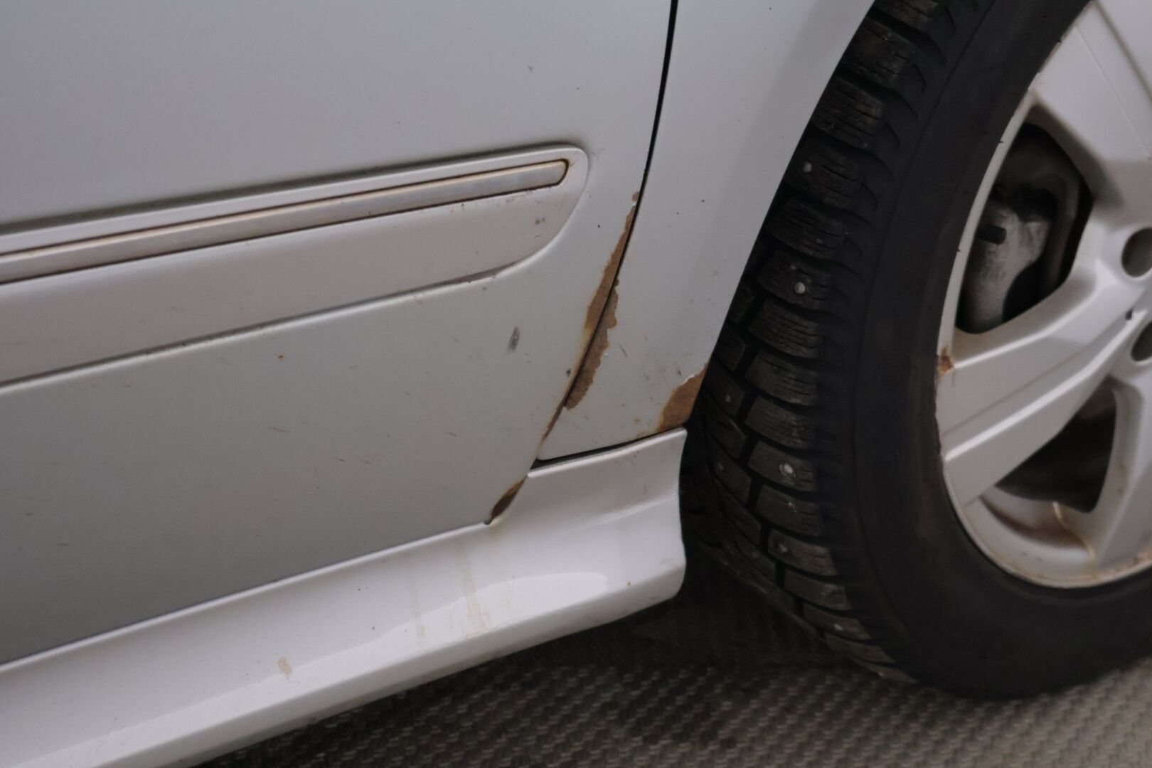 Mercedes-Benz B 2011 180 NGT - *MYYDÄÄN HUUTOKAUPAT.COM*