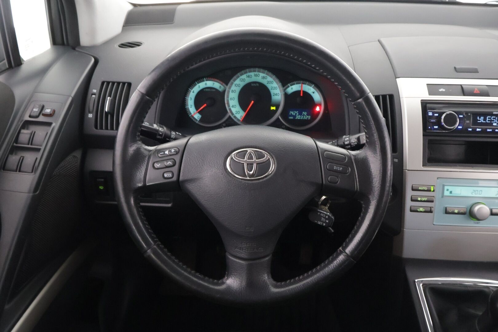 Toyota Corolla Verso 2006 COROLLA VERSO STW 1.8 - *MYYDÄÄN HUUTOKAUPAT.COM*