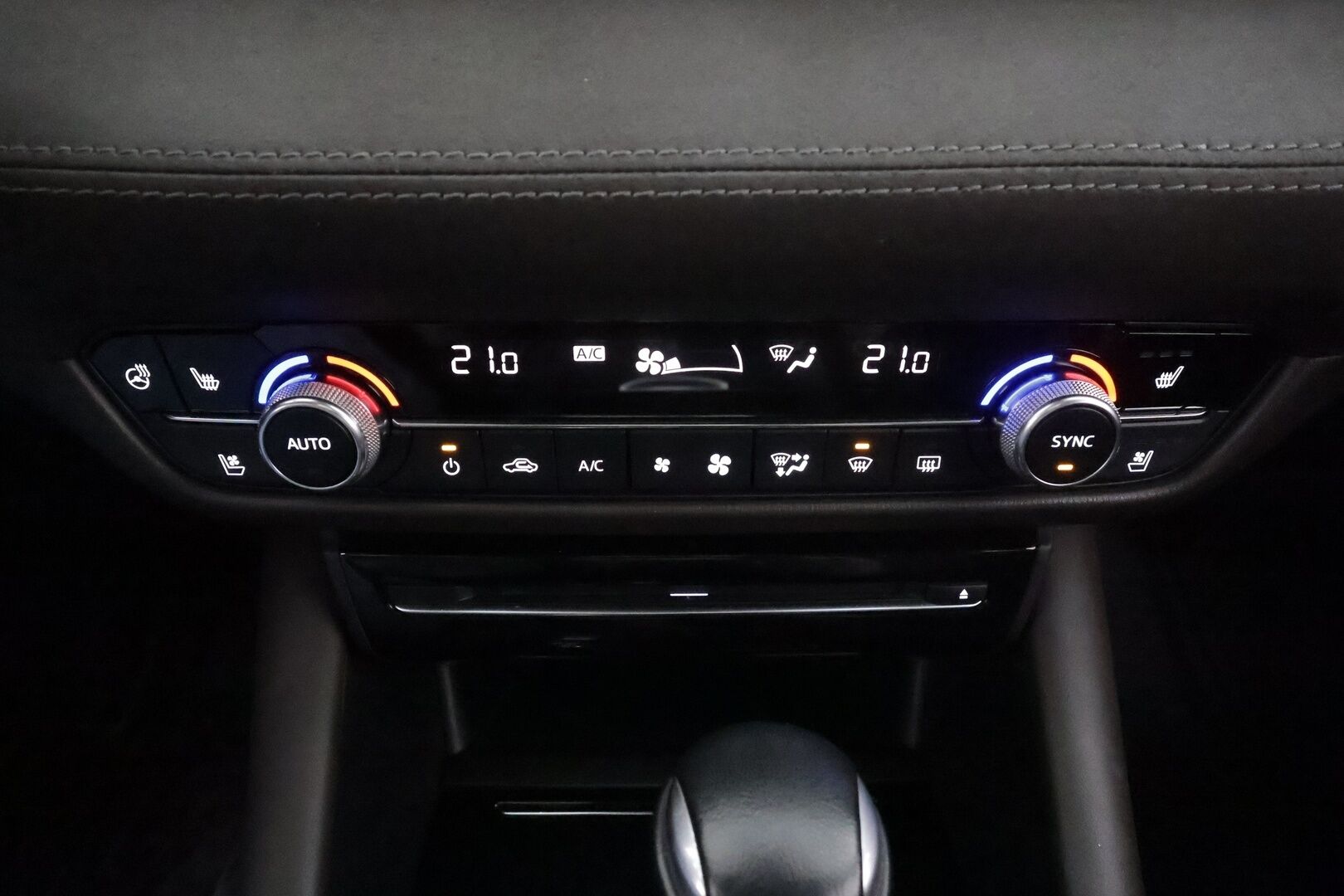 Mazda Mazda6 2019 Sport Wagon 2,5 (194) SKYACTIV-G Signature Business 6AT * Webasto / Koukku / LED / ACC / 360 / Ilmastoitu Muistipenkki * - Bose / HUD / Suomi-auto / Kahdet renkaat 