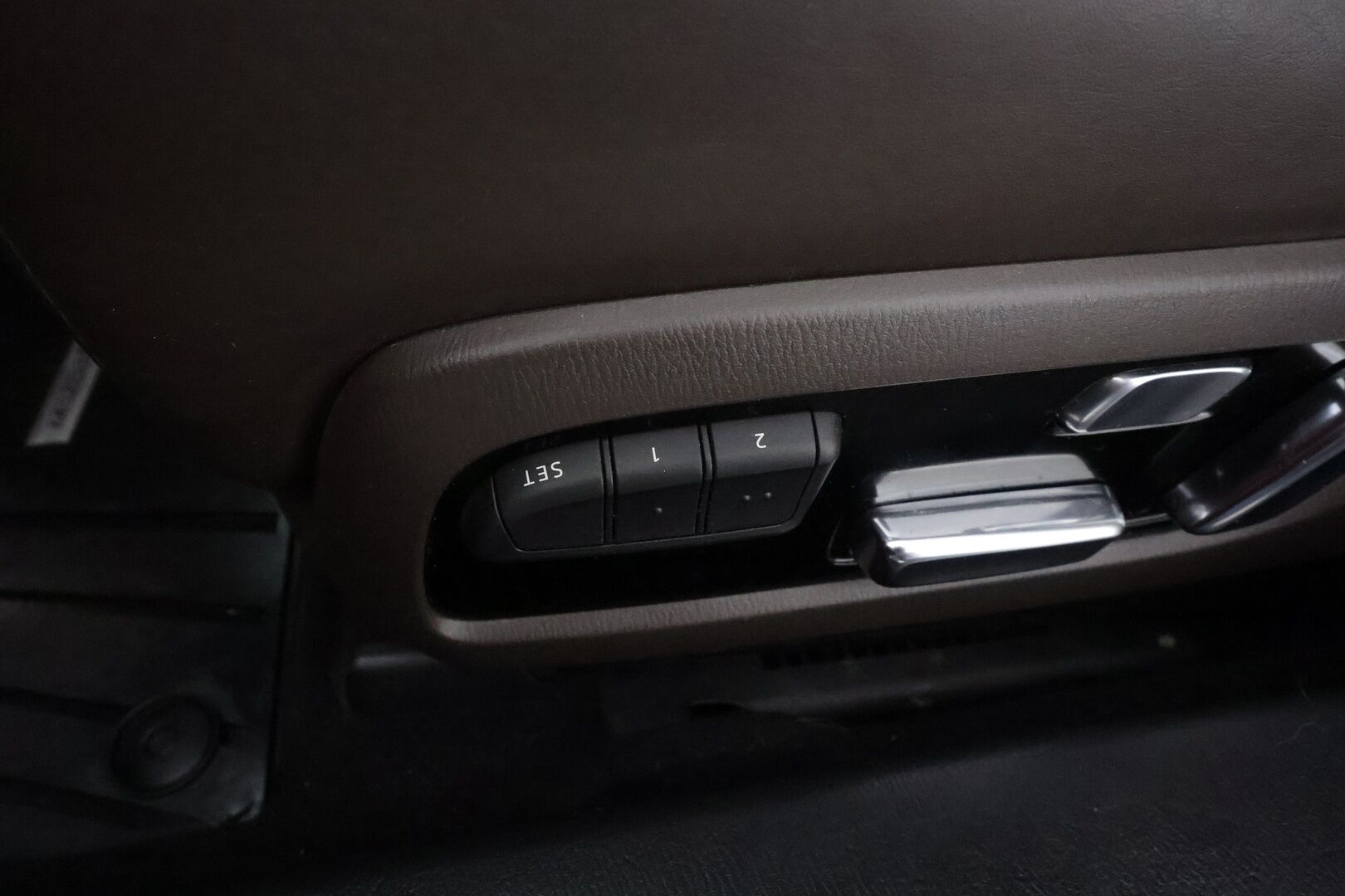 Mazda Mazda6 2019 Sport Wagon 2,5 (194) SKYACTIV-G Signature Business 6AT * Webasto / Koukku / LED / ACC / 360 / Ilmastoitu Muistipenkki * - Bose / HUD / Suomi-auto / Kahdet renkaat 