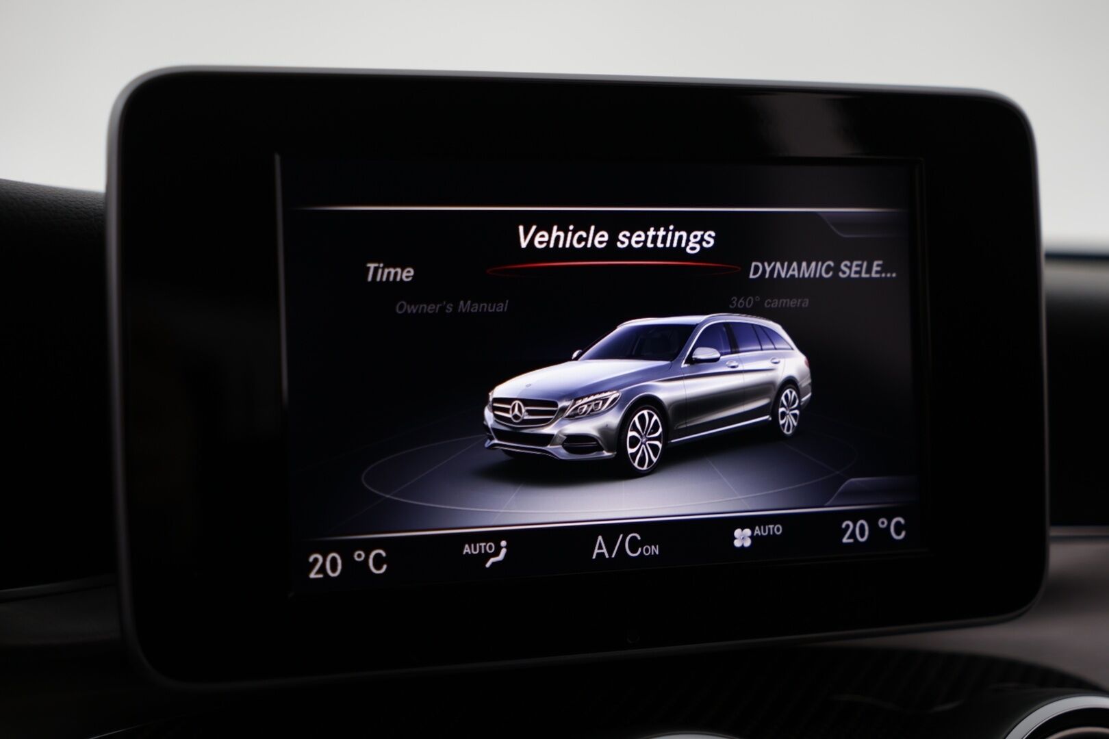 Mercedes-Benz C 2016 250 d 4Matic A AMG Premium Edition * Webasto / 360-Kamera / Burmester / Airmatic / Panorama / Koukku - Loisto neliveto / Kattavasti varusteltu / Huippu siisti!