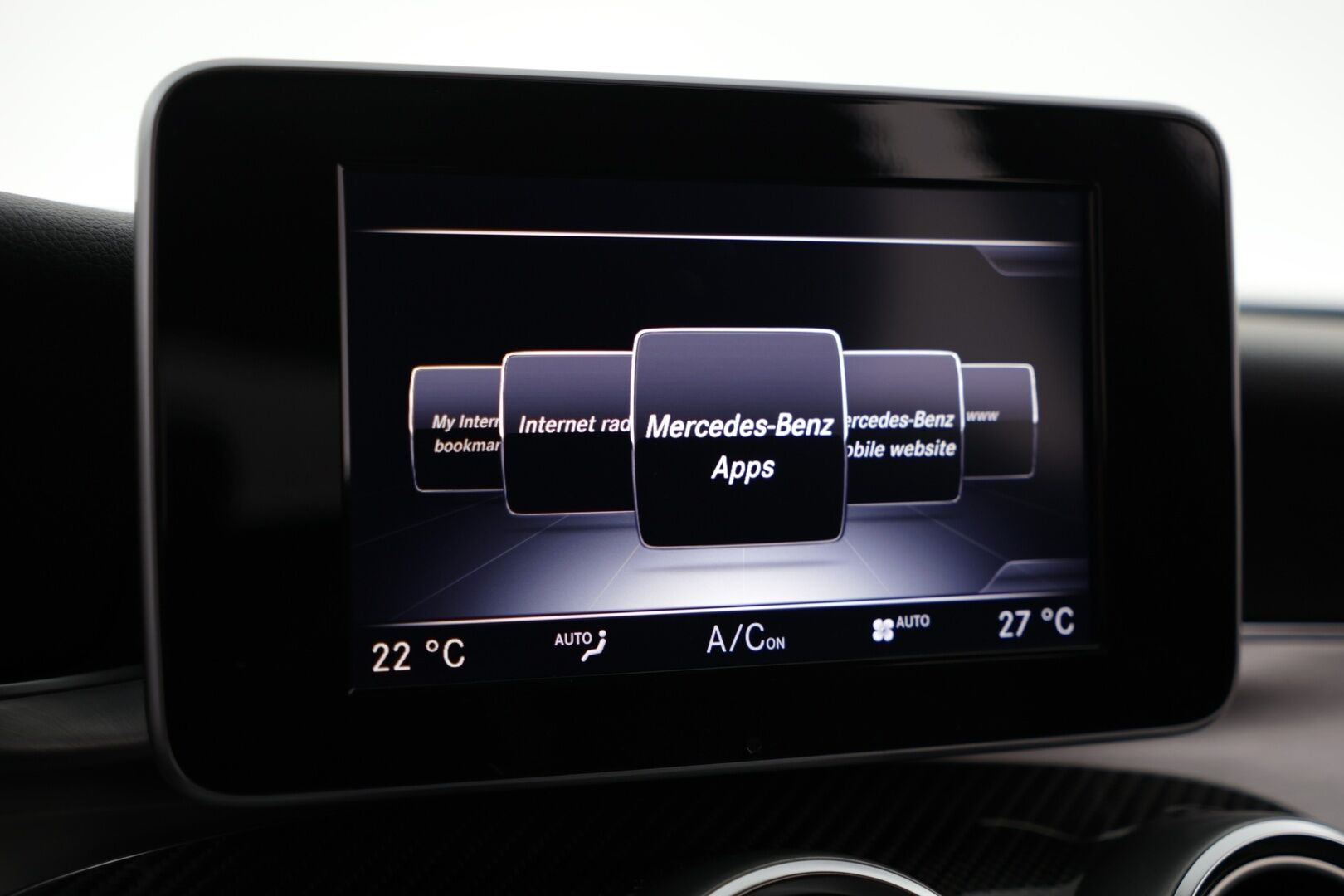 Mercedes-Benz C 2016 250 d 4Matic A AMG Premium Edition * Webasto / 360-Kamera / Burmester / Airmatic / Panorama / Koukku - Loisto neliveto / Kattavasti varusteltu / Huippu siisti!