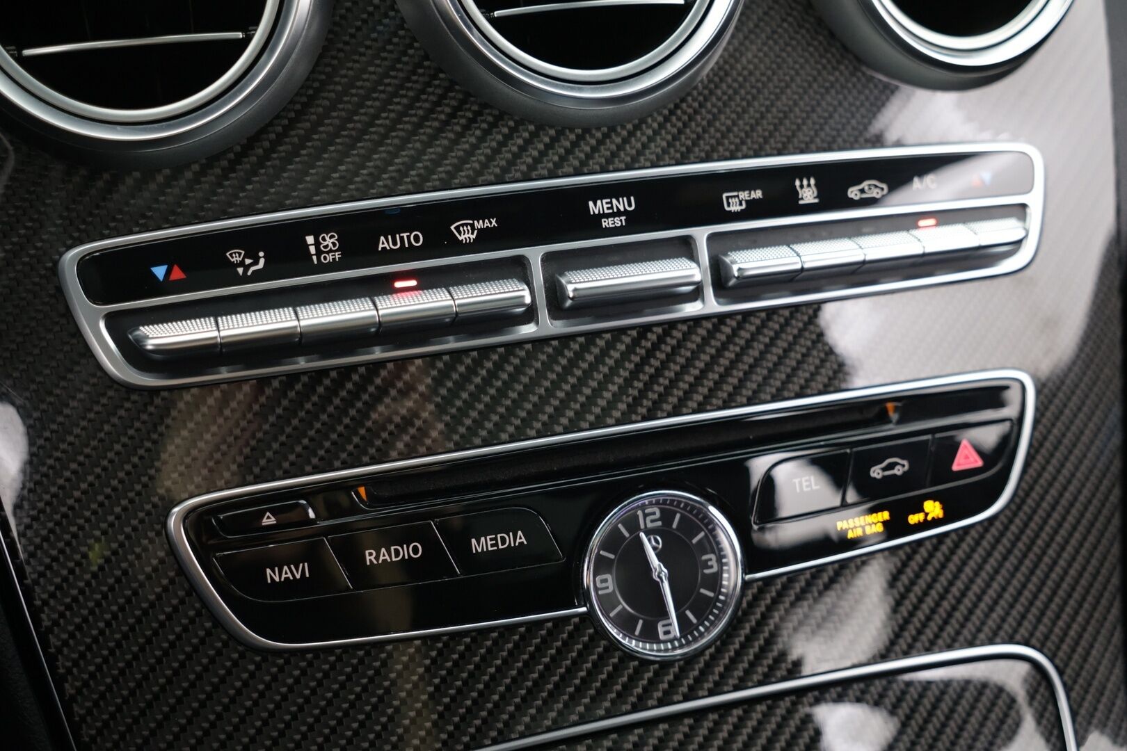 Mercedes-Benz C 2016 250 d 4Matic A AMG Premium Edition * Webasto / 360-Kamera / Burmester / Airmatic / Panorama / Koukku - Loisto neliveto / Kattavasti varusteltu / Huippu siisti!