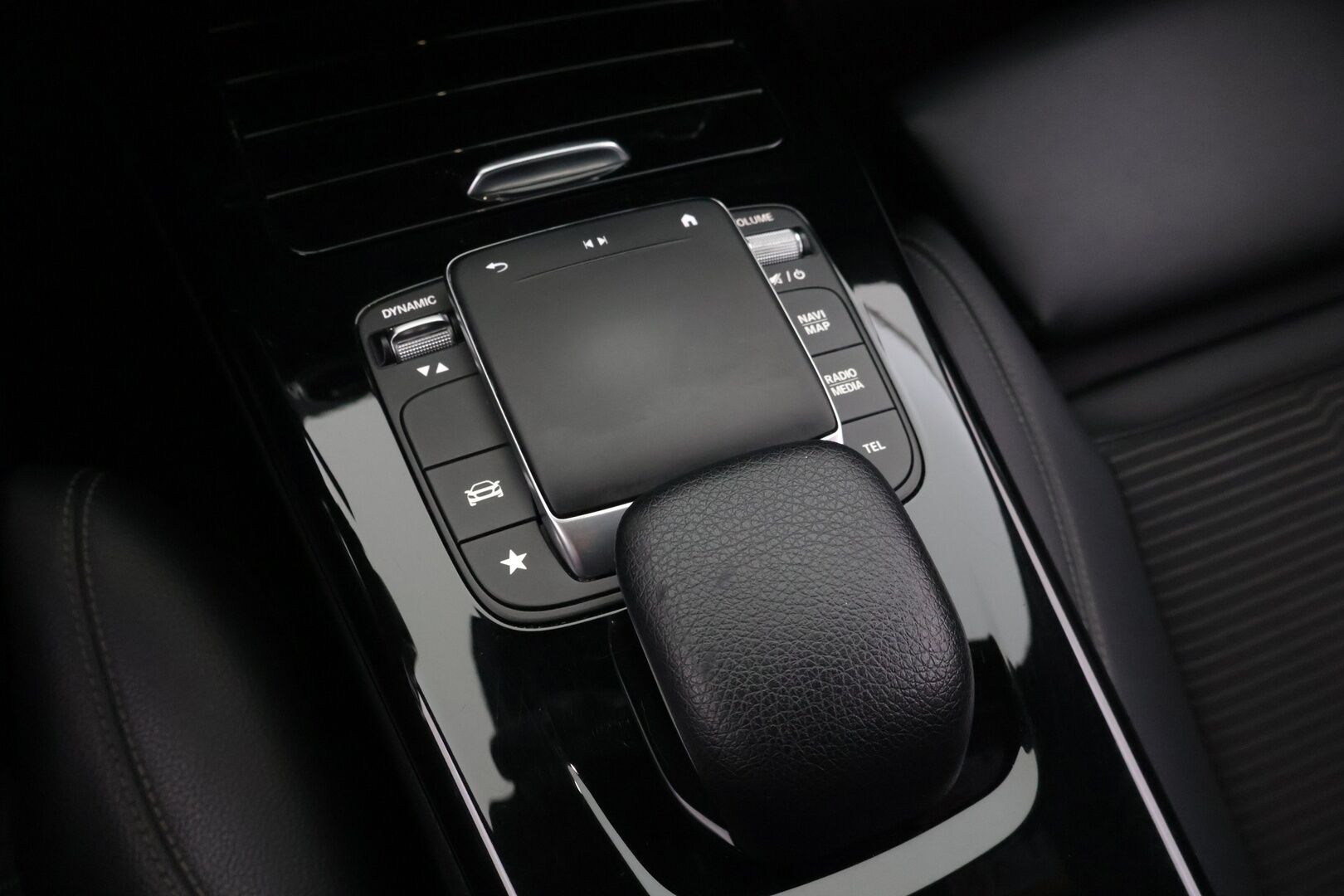 Mercedes-Benz CLA 2020 180 A Shooting Brake Business Progressive *Adapt vakkari / Peruutuskamera / Lohko / Sporttipenkit* - *Juuri huollettu / Siisti*
